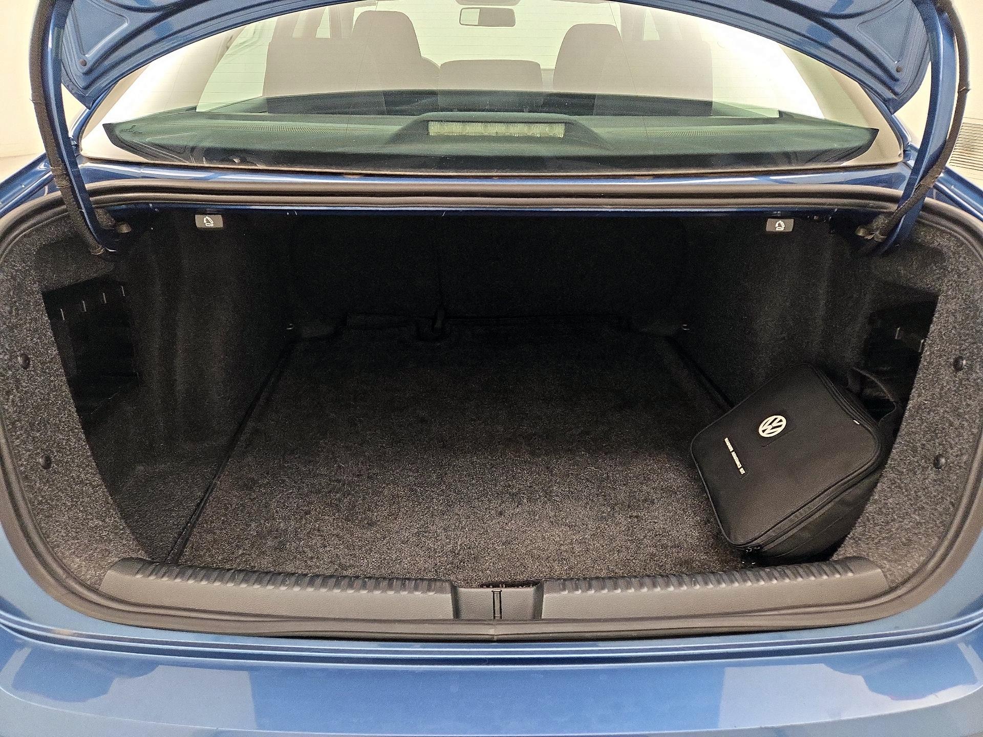 Thumbnail: 2016 Volkswagen Jetta - 20
