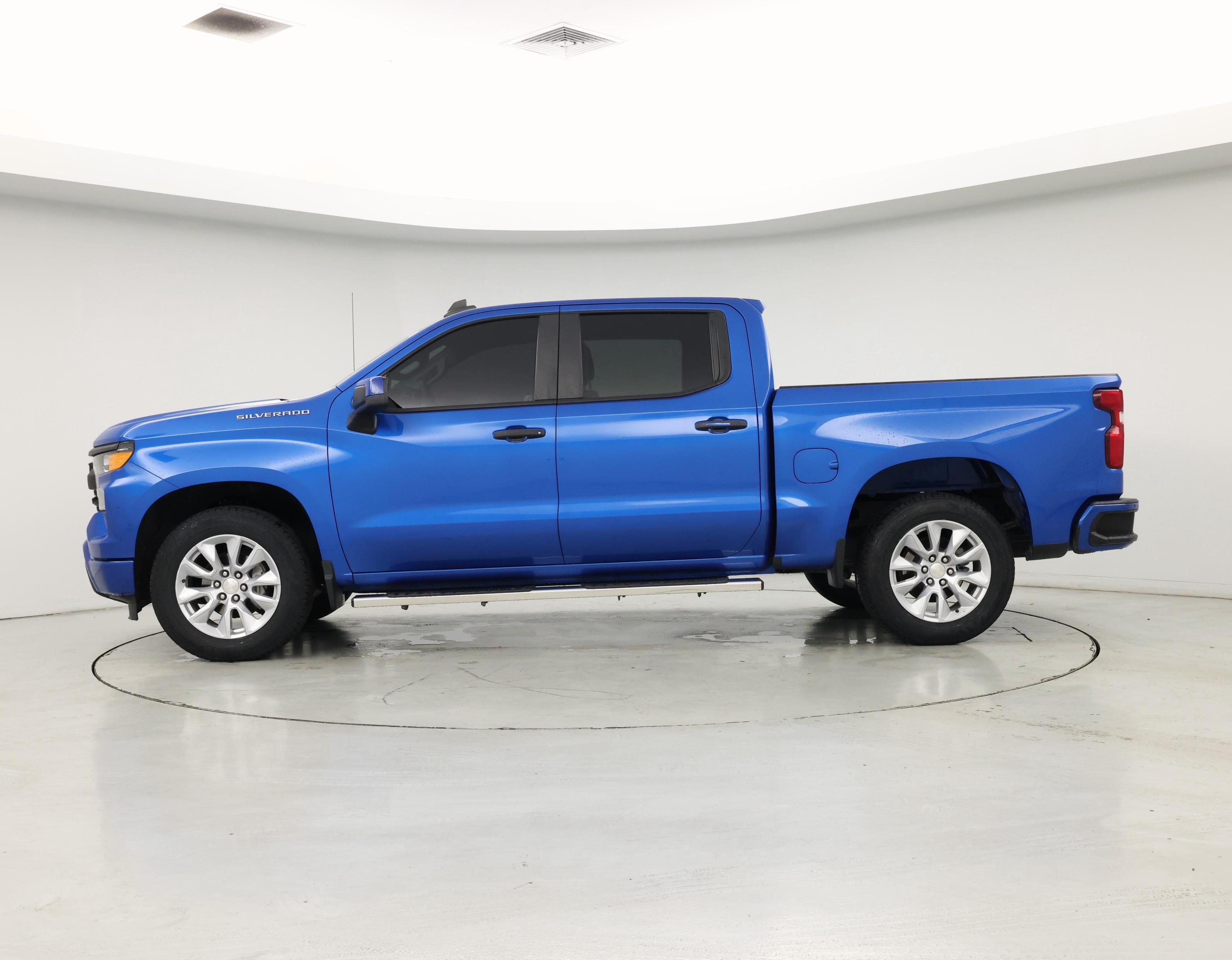 Thumbnail: 2022 Chevrolet Silverado 1500 - 3