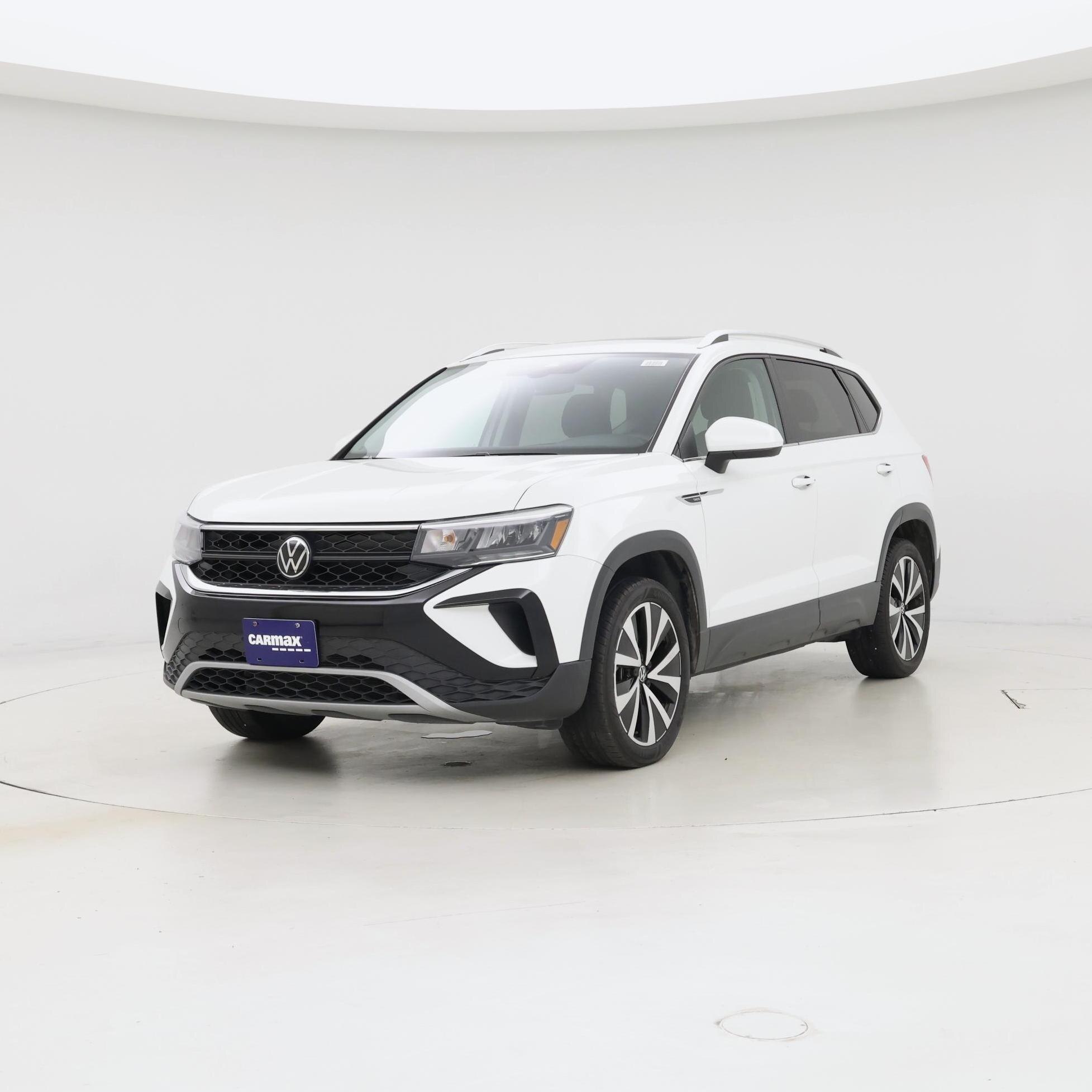 Thumbnail: 2023 Volkswagen Taos - 4