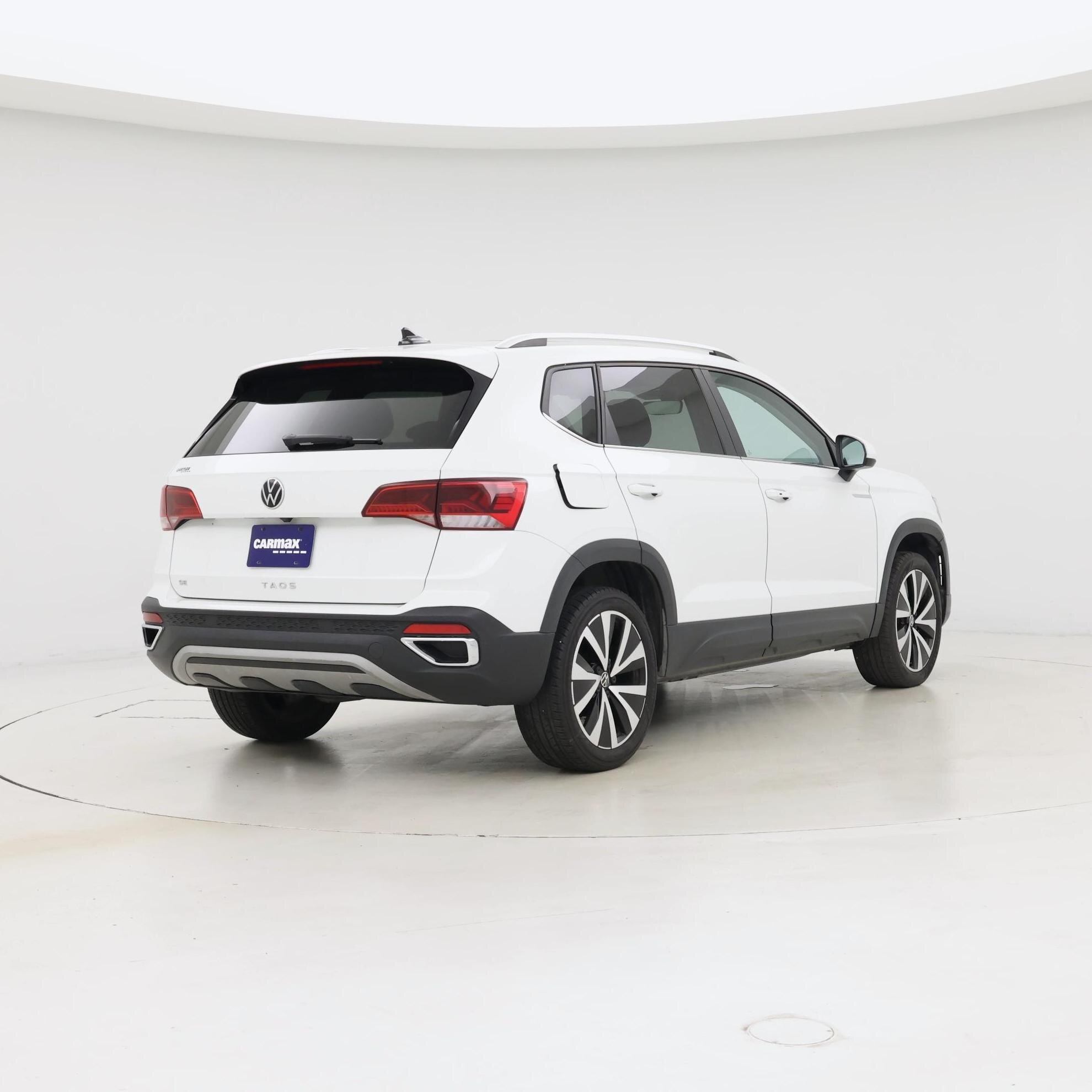 Thumbnail: 2023 Volkswagen Taos - 8