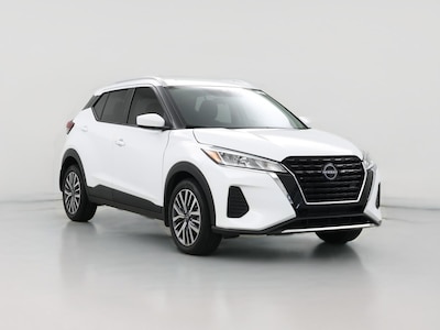 White 2024 Nissan Kicks SV