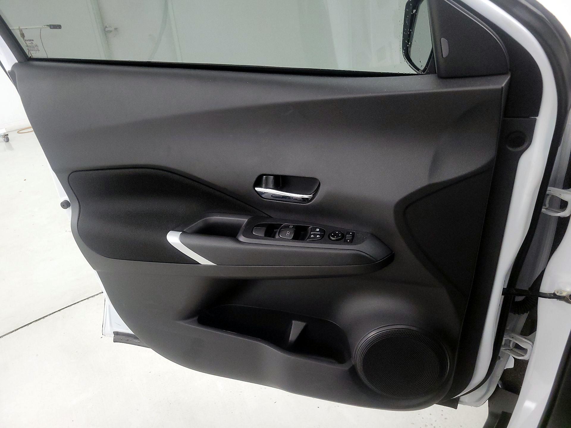 Thumbnail: 2024 Nissan Kicks - 12