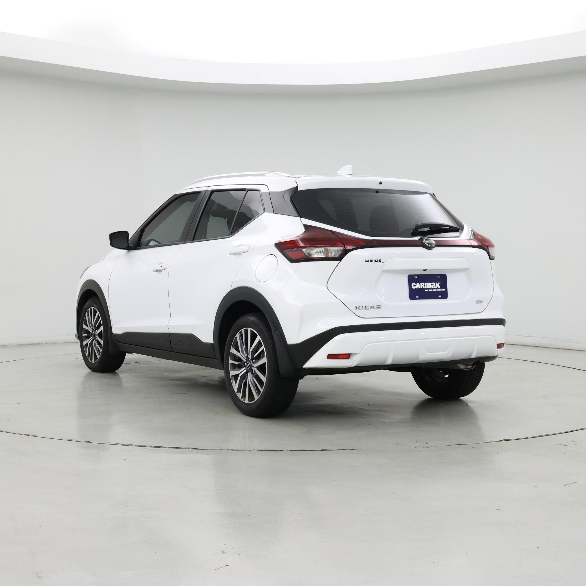 Thumbnail: 2024 Nissan Kicks - 2