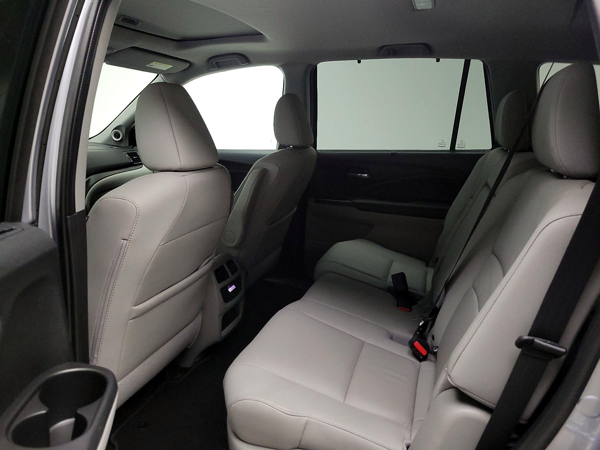Thumbnail: 2022 Honda Pilot - 19