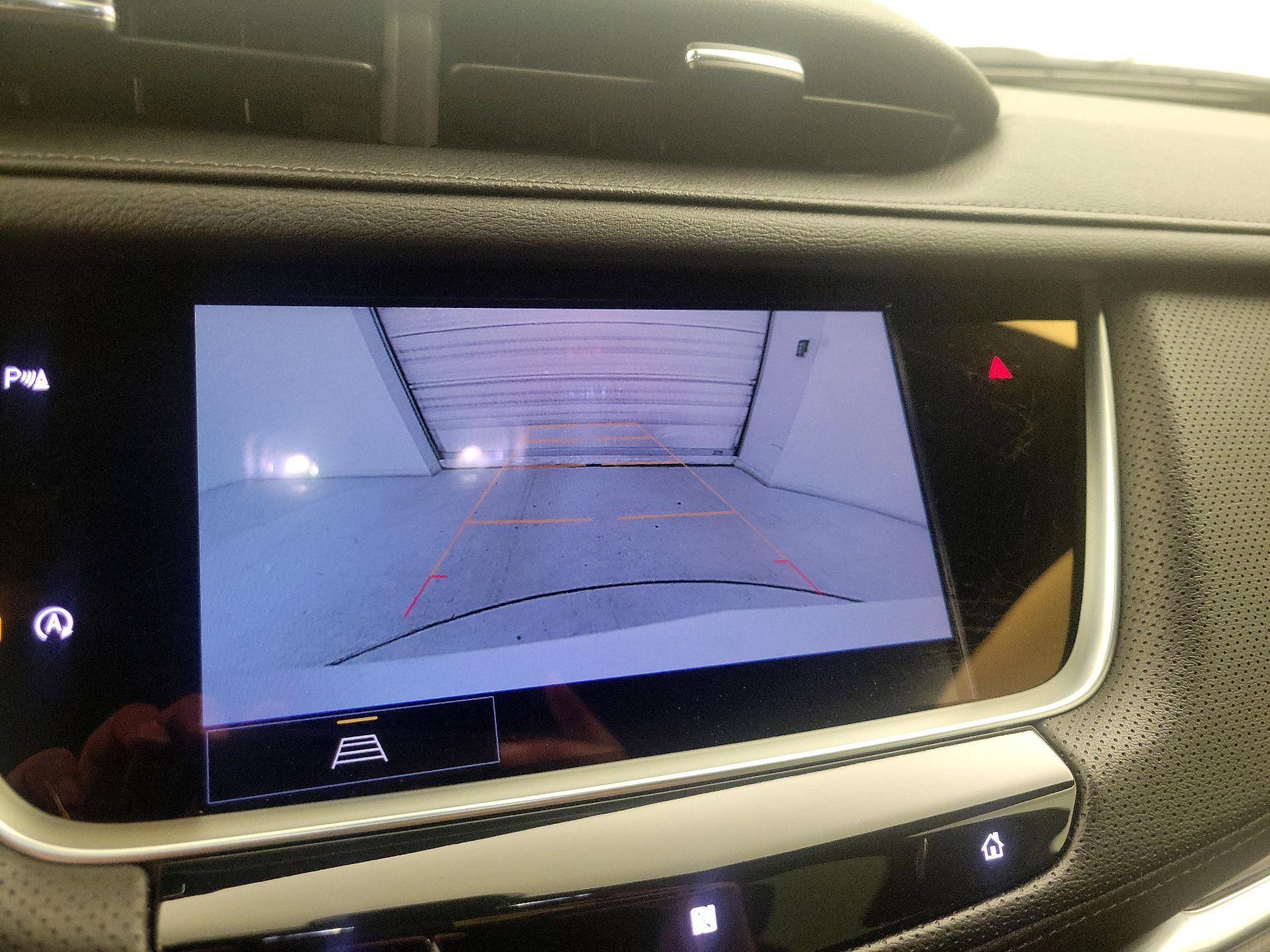 Thumbnail: 2021 Cadillac XT5 - 14