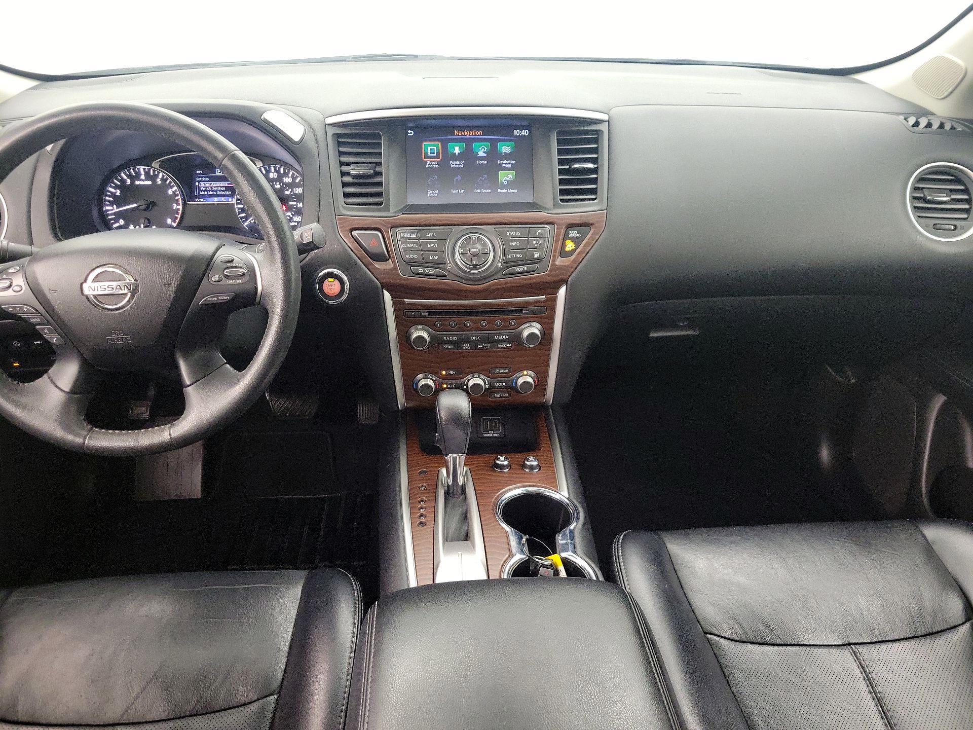 Thumbnail: 2018 Nissan Pathfinder - 9