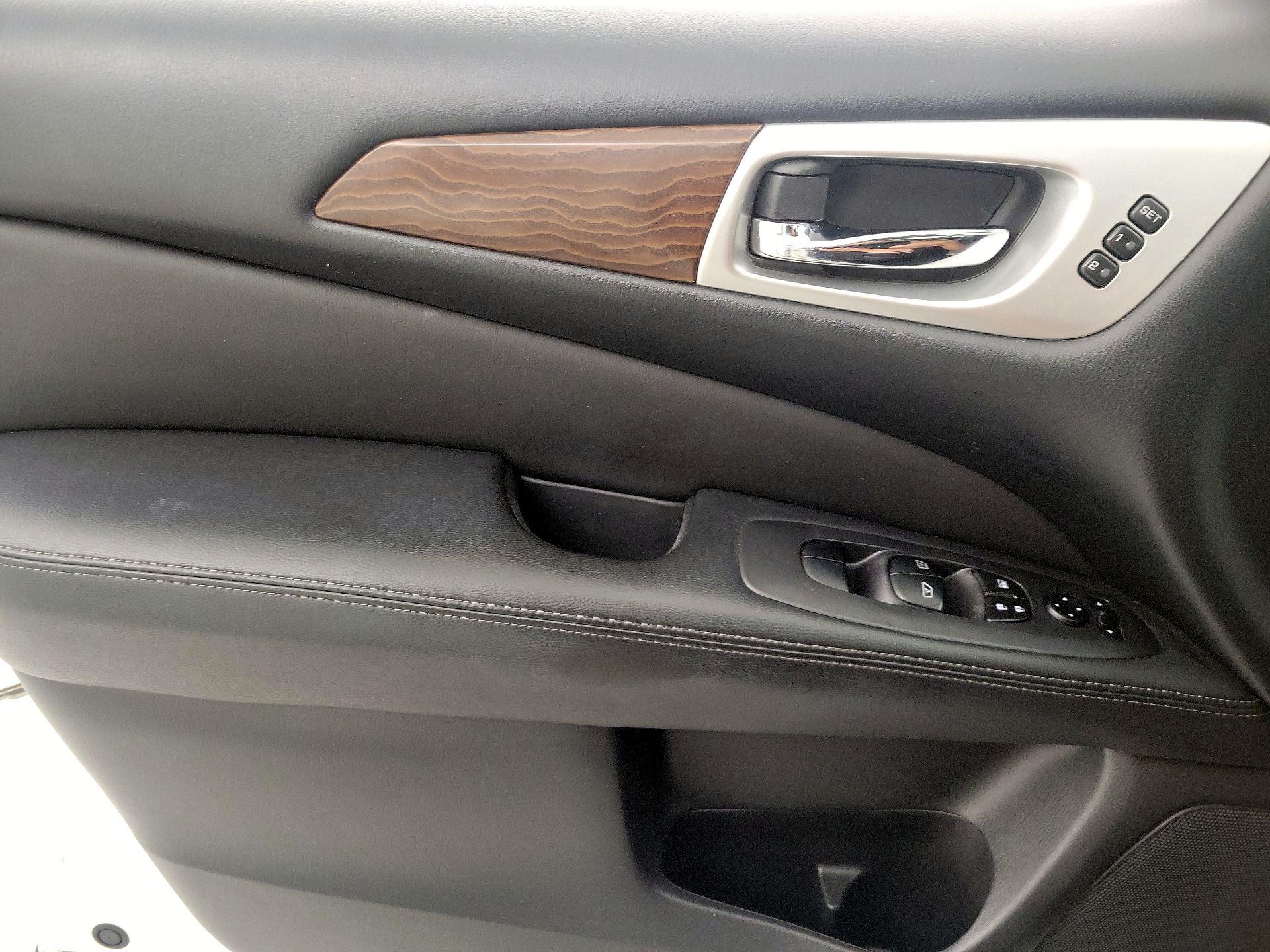 Thumbnail: 2018 Nissan Pathfinder - 12