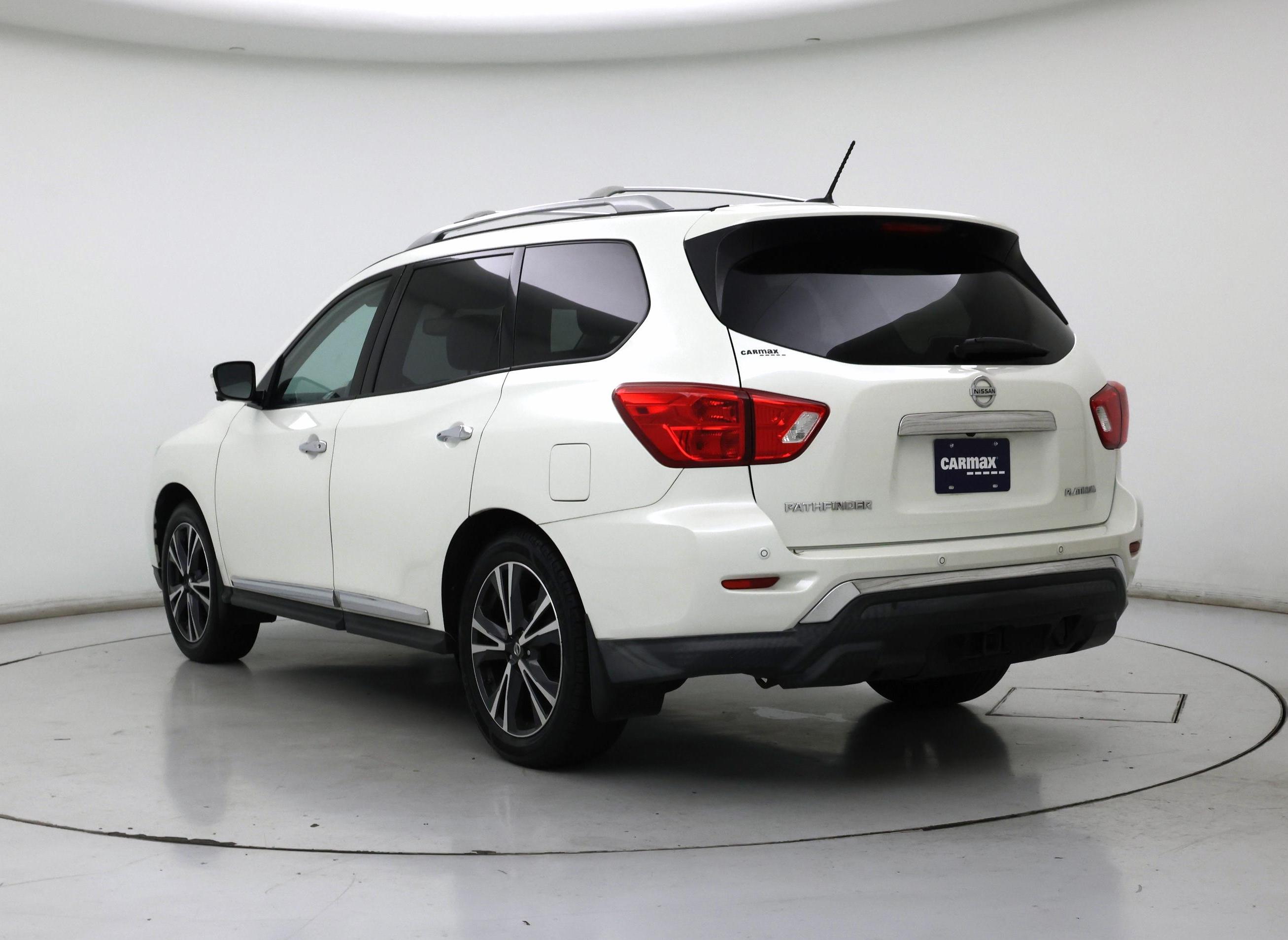 Thumbnail: 2018 Nissan Pathfinder - 2