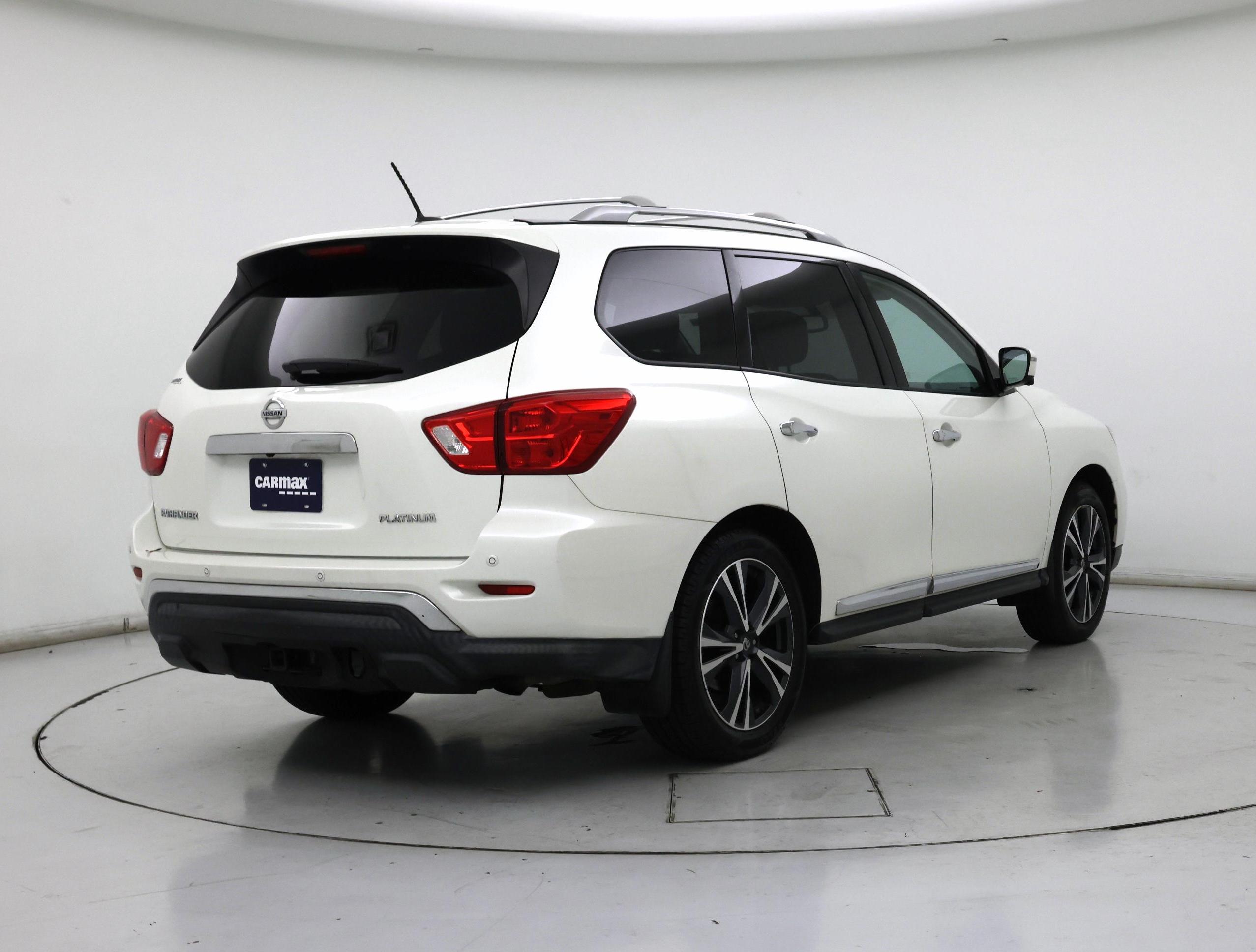 Thumbnail: 2018 Nissan Pathfinder - 8
