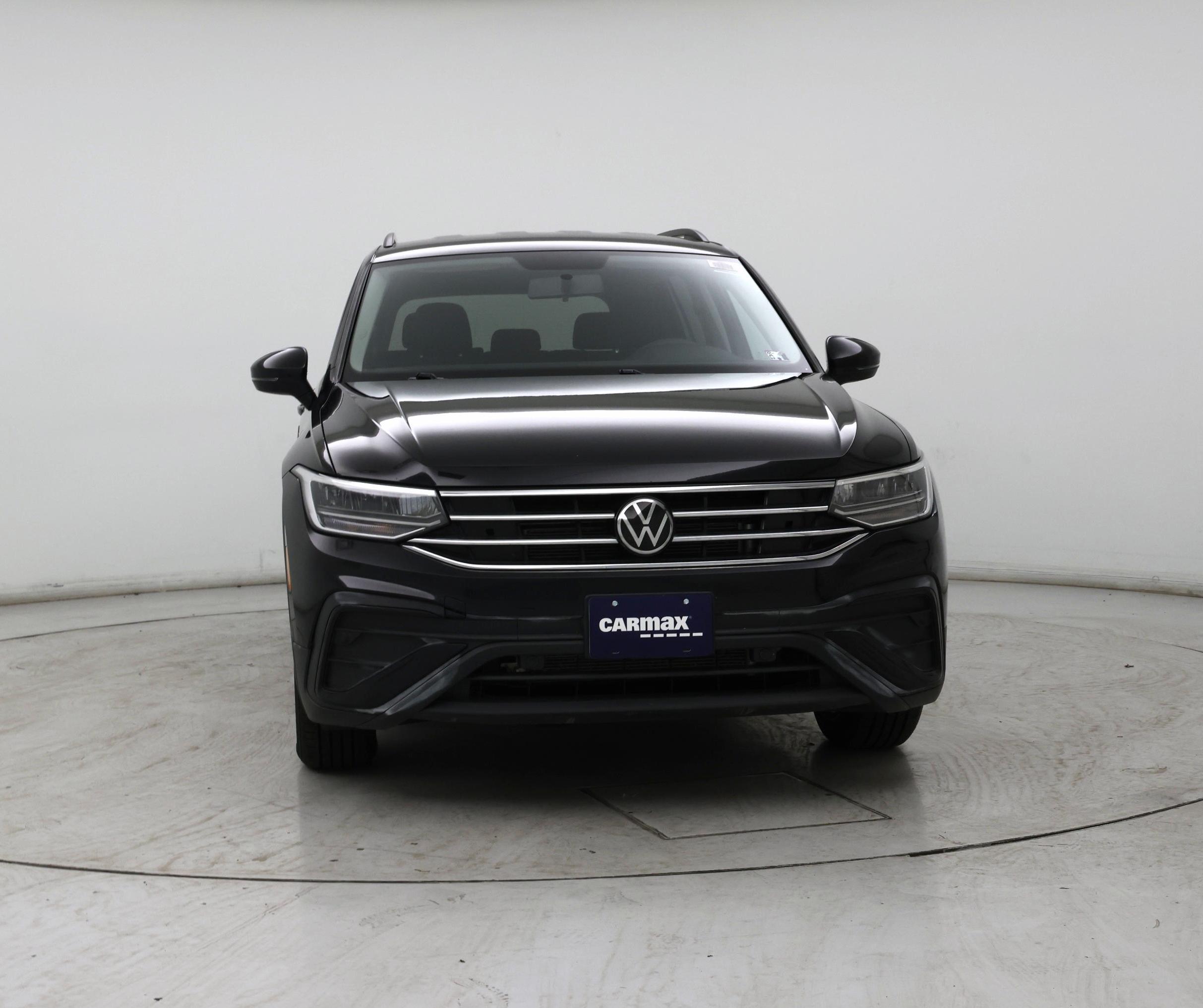 Thumbnail: 2022 Volkswagen Tiguan - 5