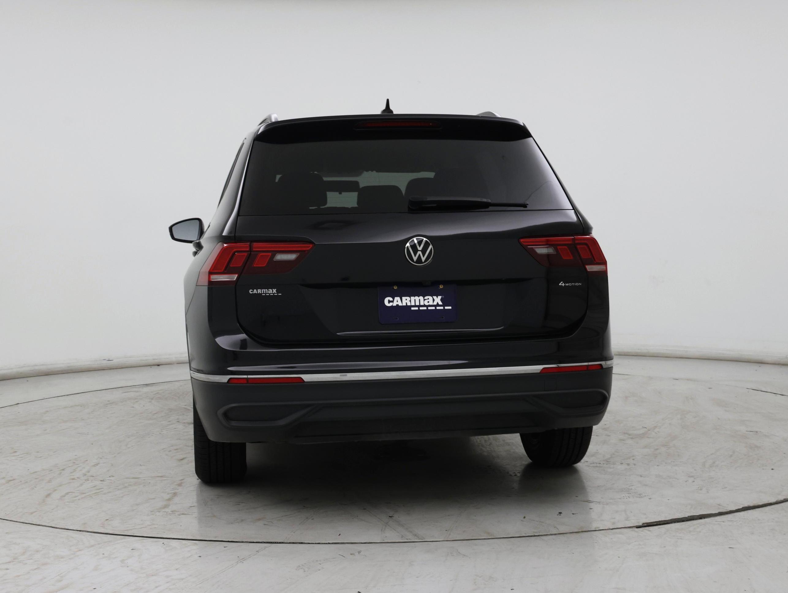 Thumbnail: 2022 Volkswagen Tiguan - 6