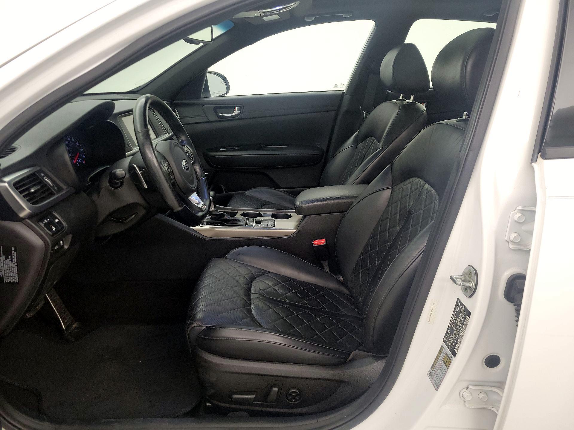 Thumbnail: 2016 Kia Optima - 11