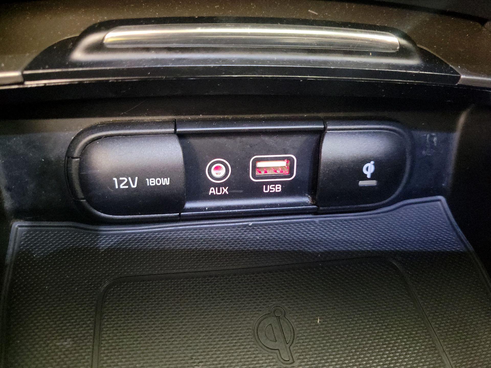Thumbnail: 2016 Kia Optima - 19