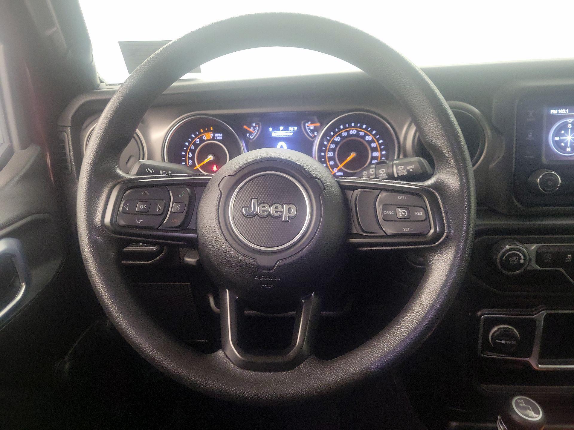 Thumbnail: 2021 Jeep Wrangler - 10