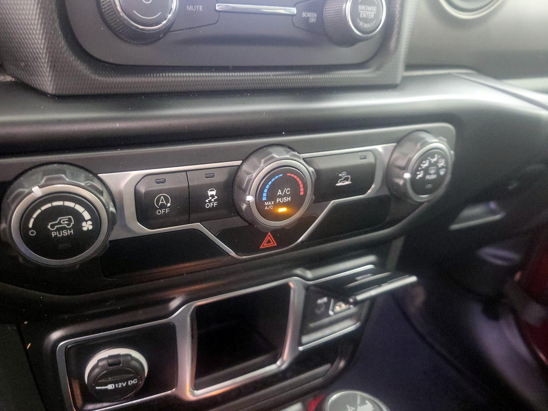 Thumbnail: 2021 Jeep Wrangler - 16