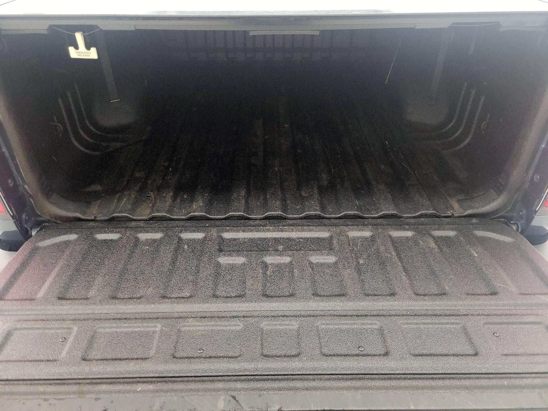 Thumbnail: 2019 Chevrolet Colorado - 20
