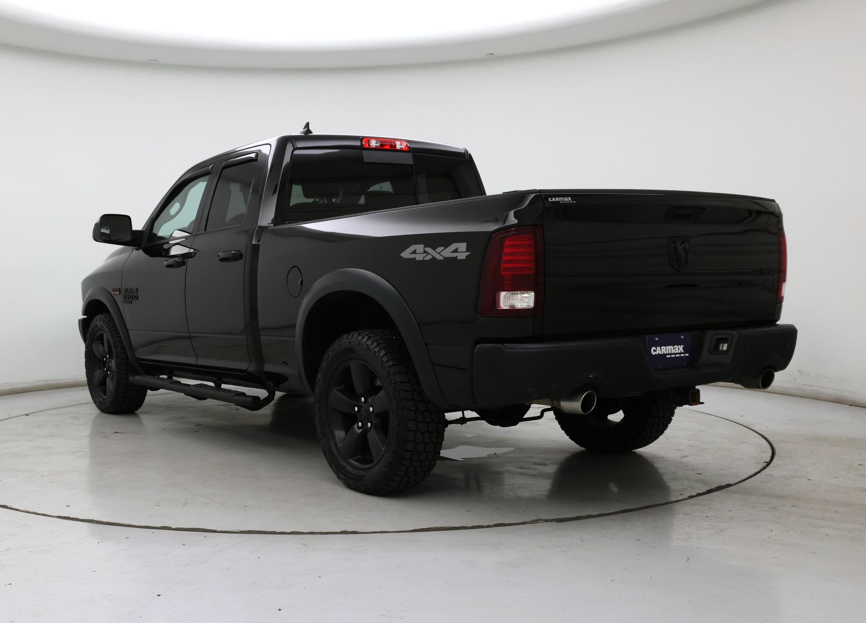Thumbnail: 2019 RAM 1500 Classic - 2