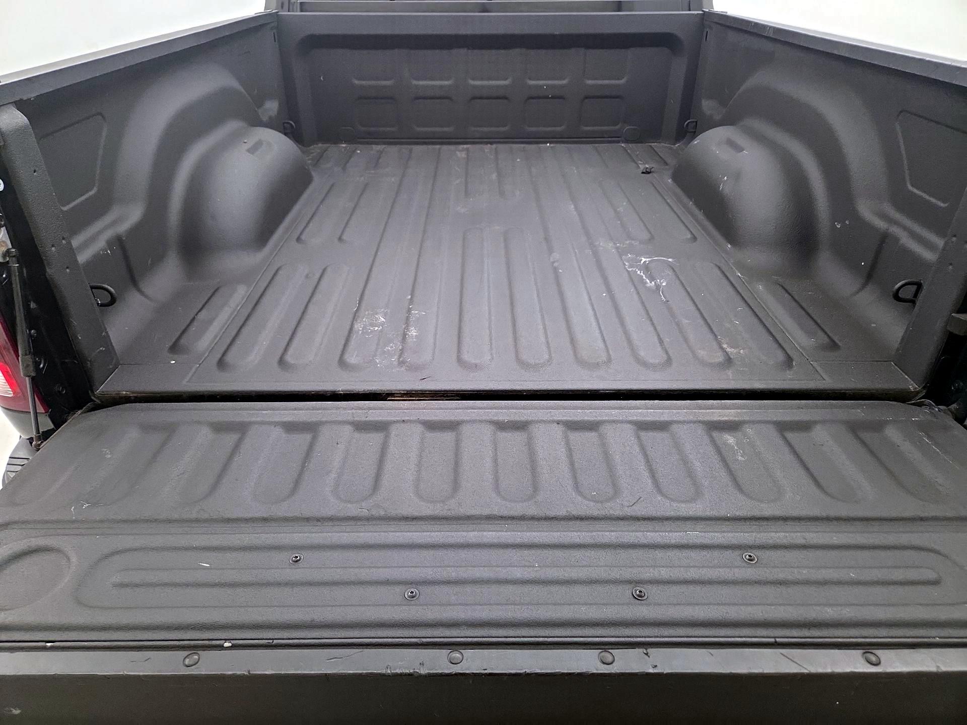 Thumbnail: 2019 RAM 1500 Classic - 20