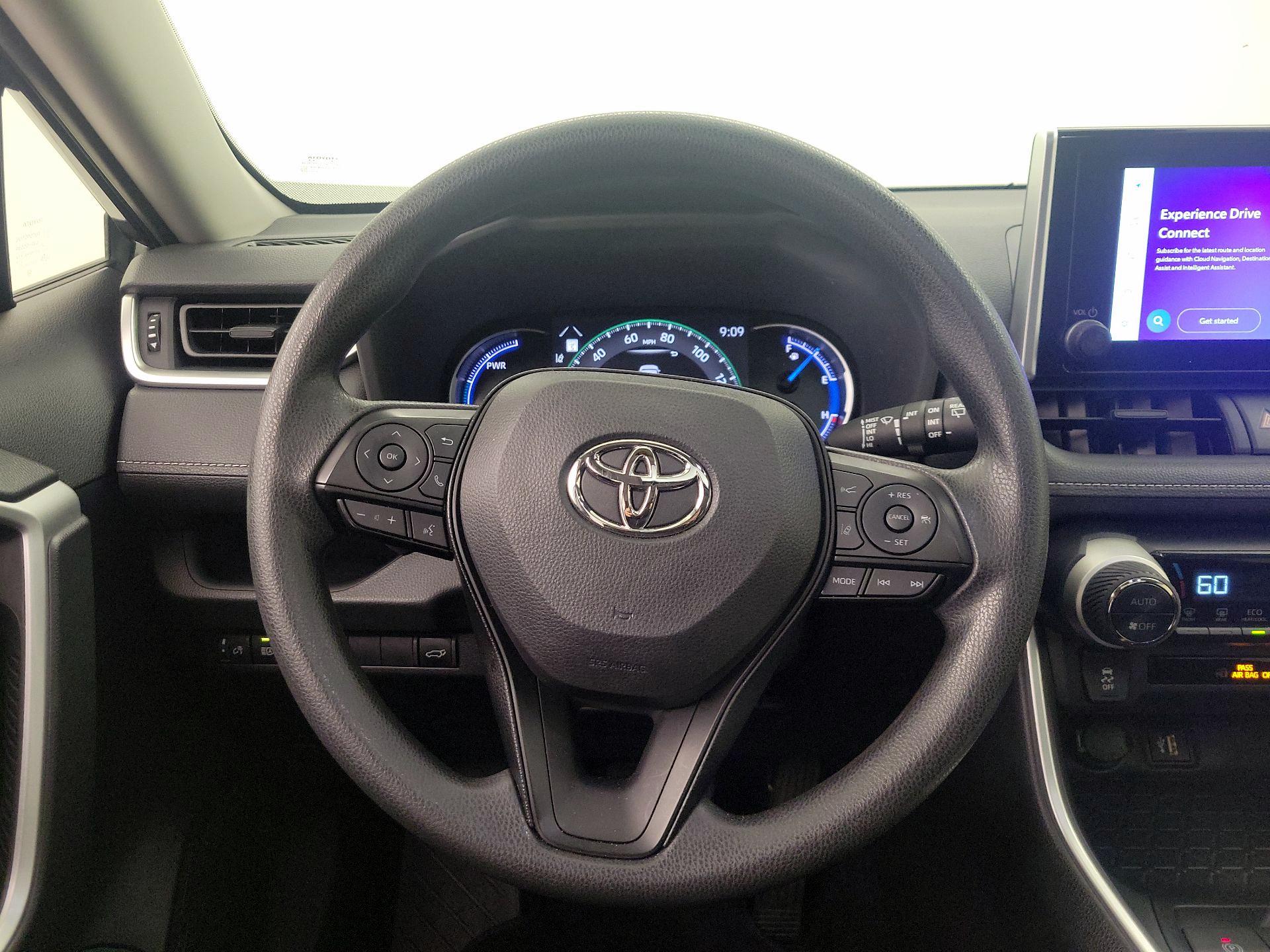 Thumbnail: 2024 Toyota RAV4 - 10