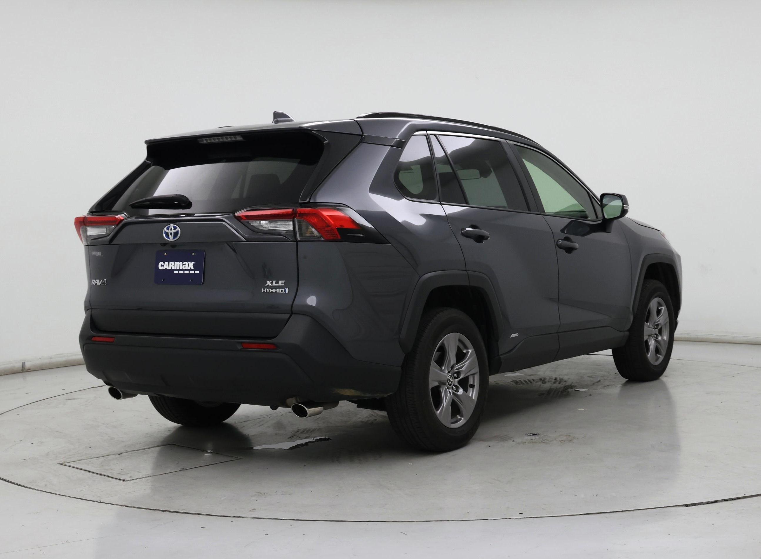 Thumbnail: 2024 Toyota RAV4 - 8