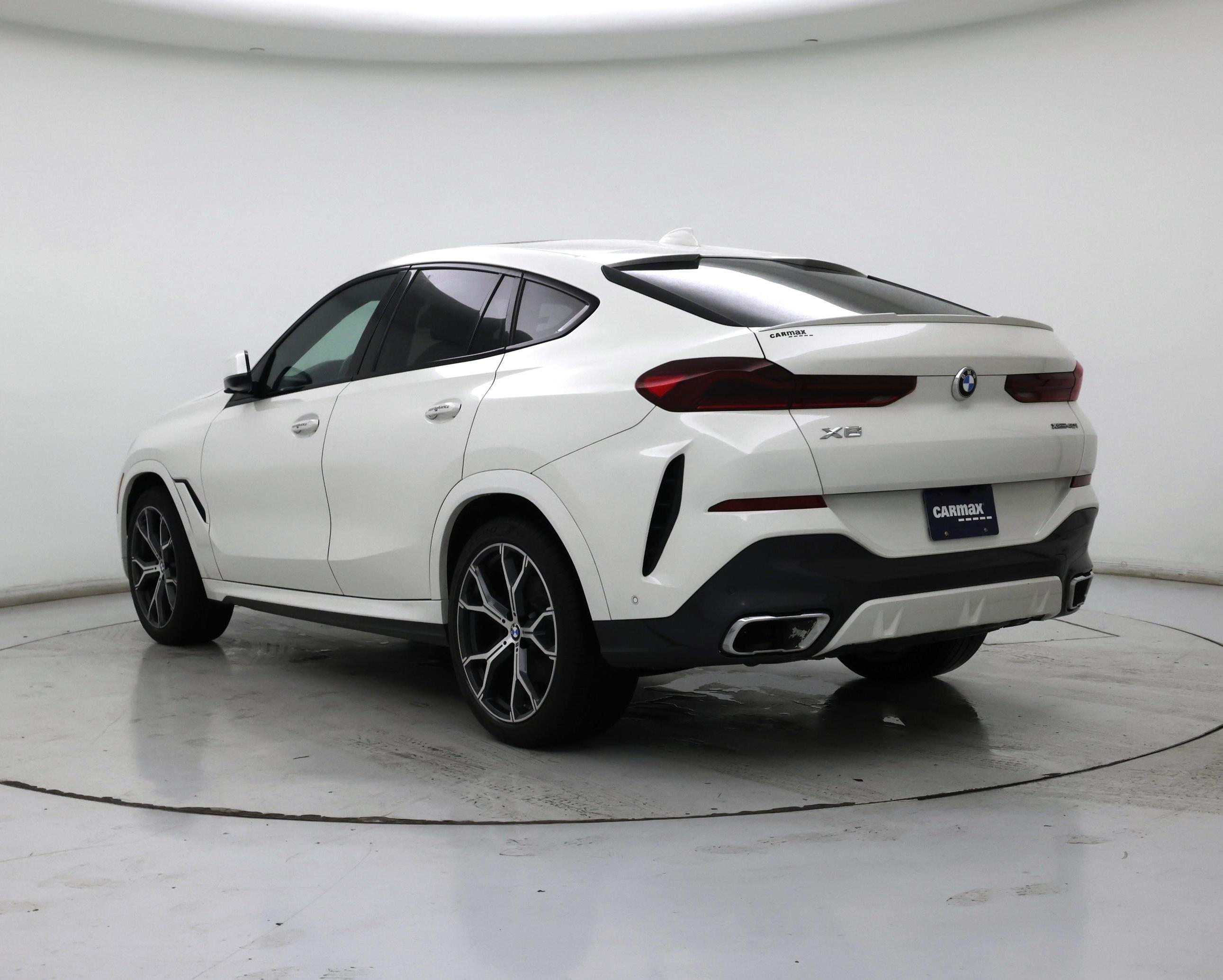 Thumbnail: 2021 BMW X6 - 2