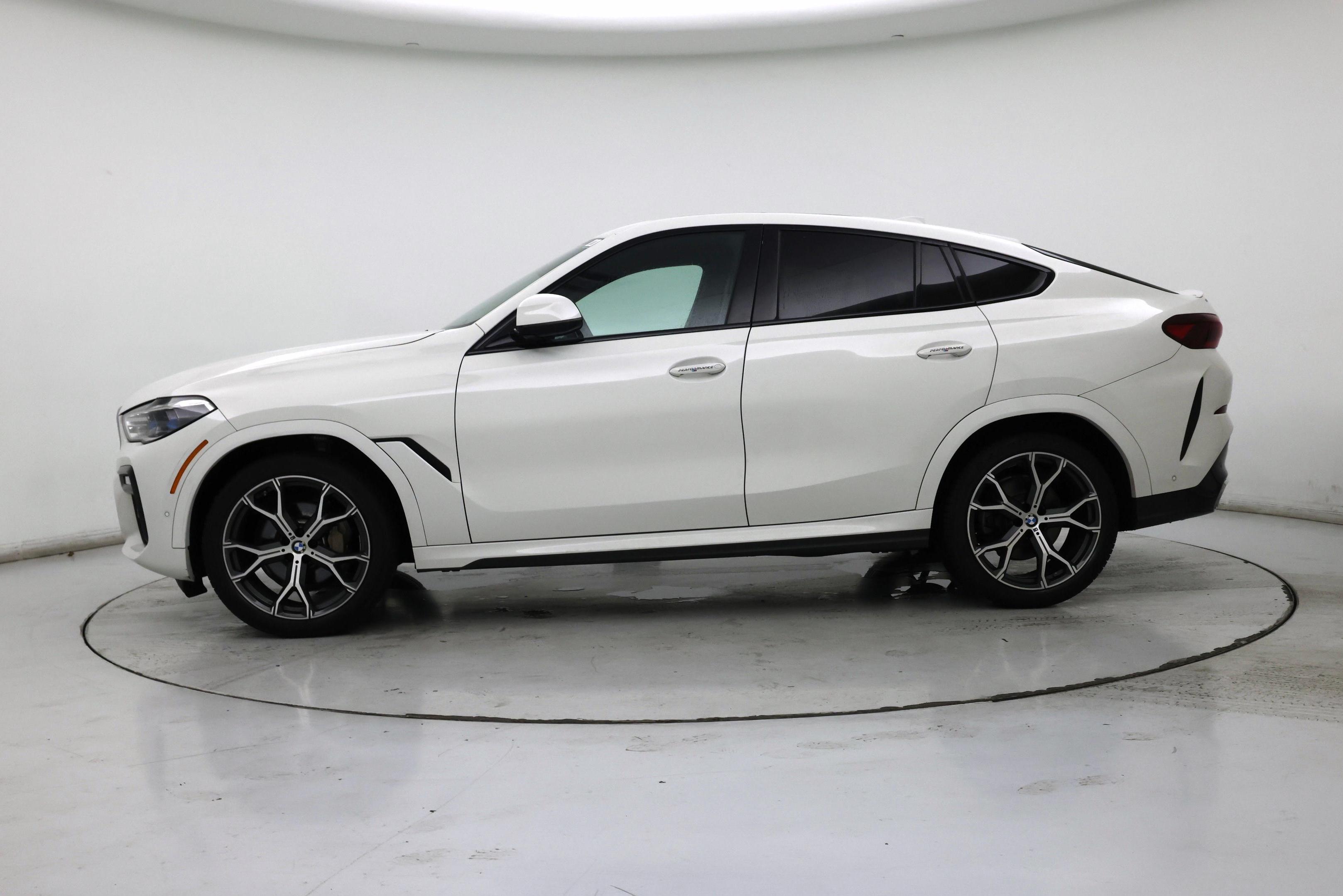 Thumbnail: 2021 BMW X6 - 3