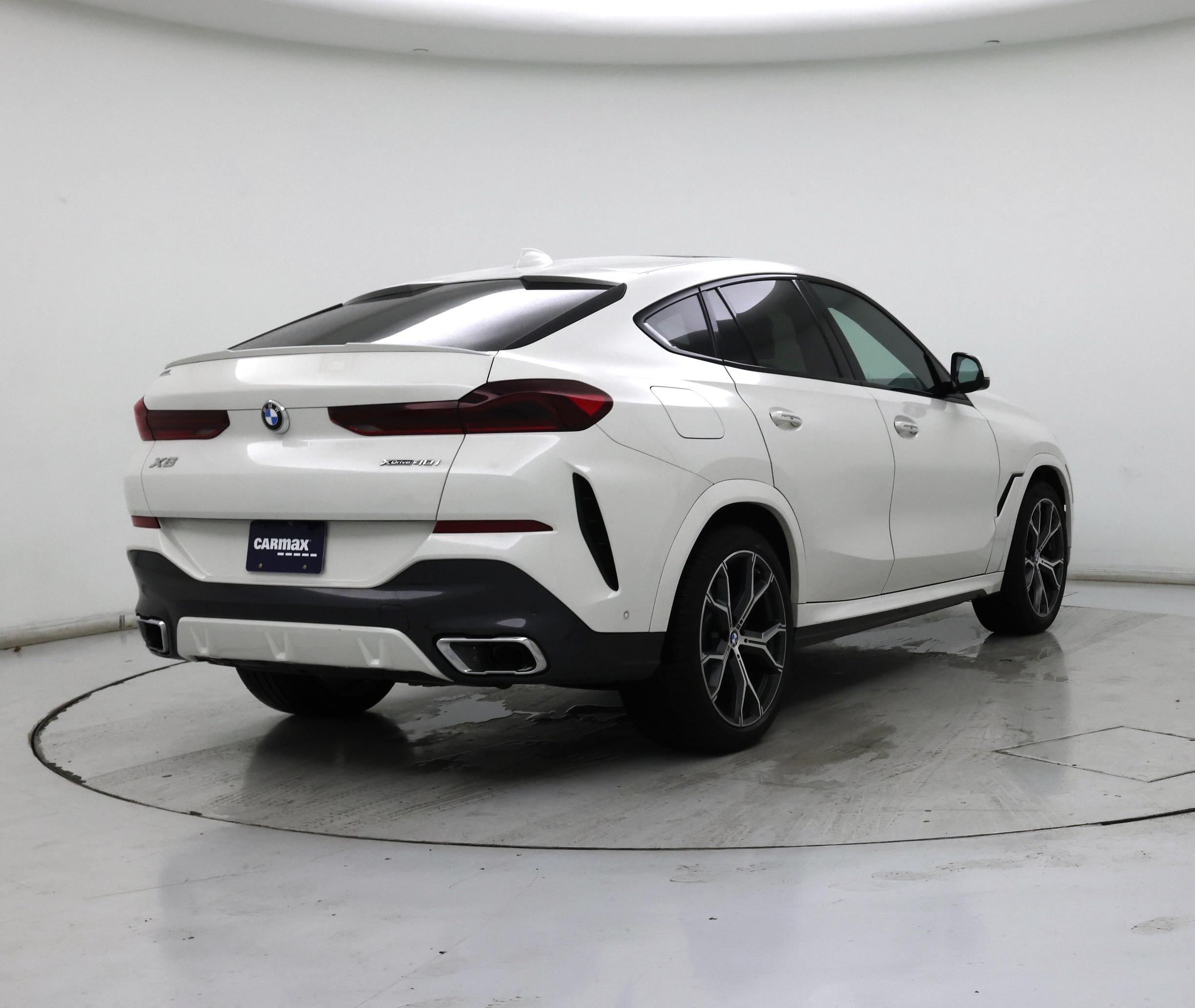 Thumbnail: 2021 BMW X6 - 8