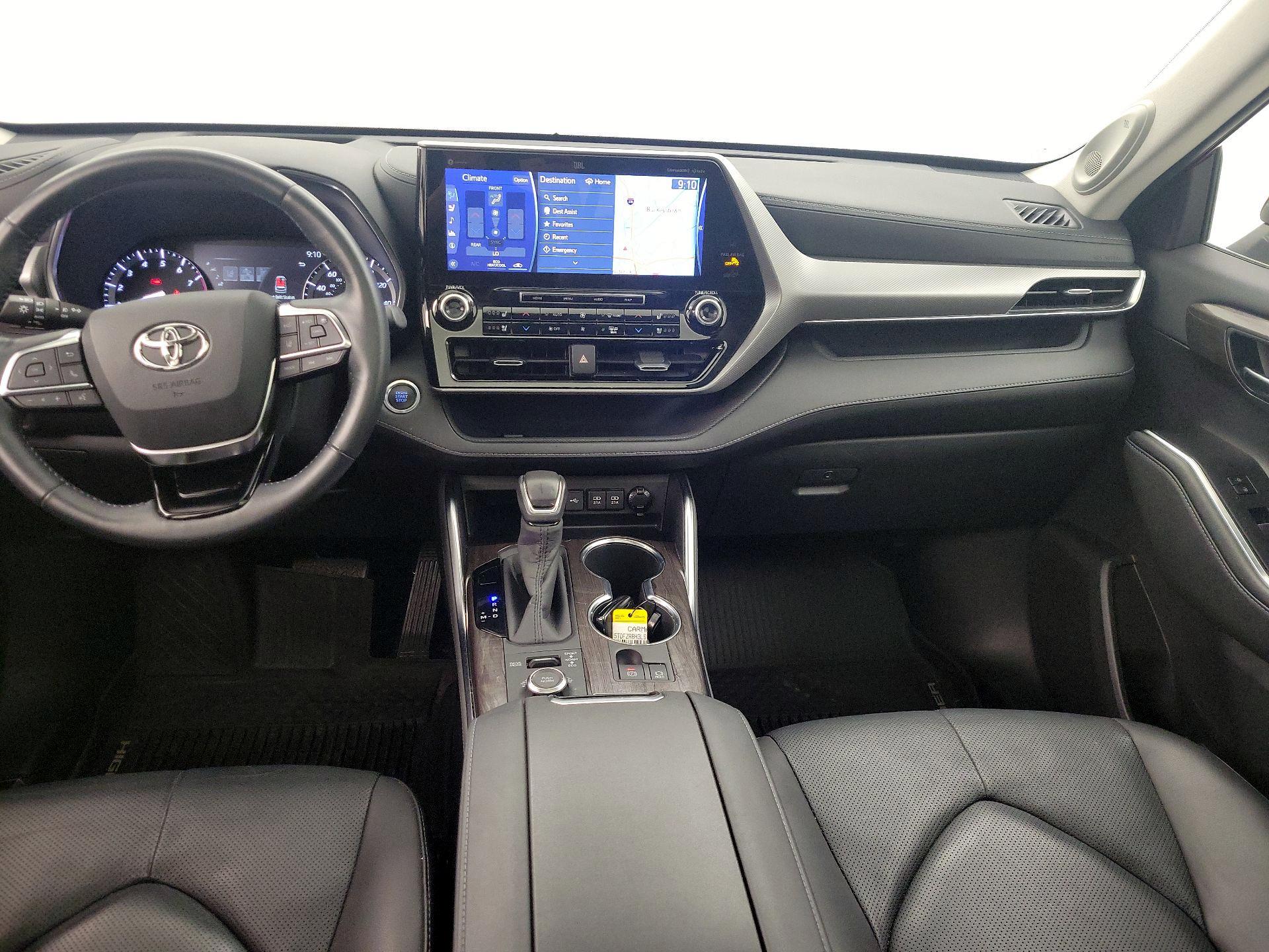 Thumbnail: 2020 Toyota Highlander - 9