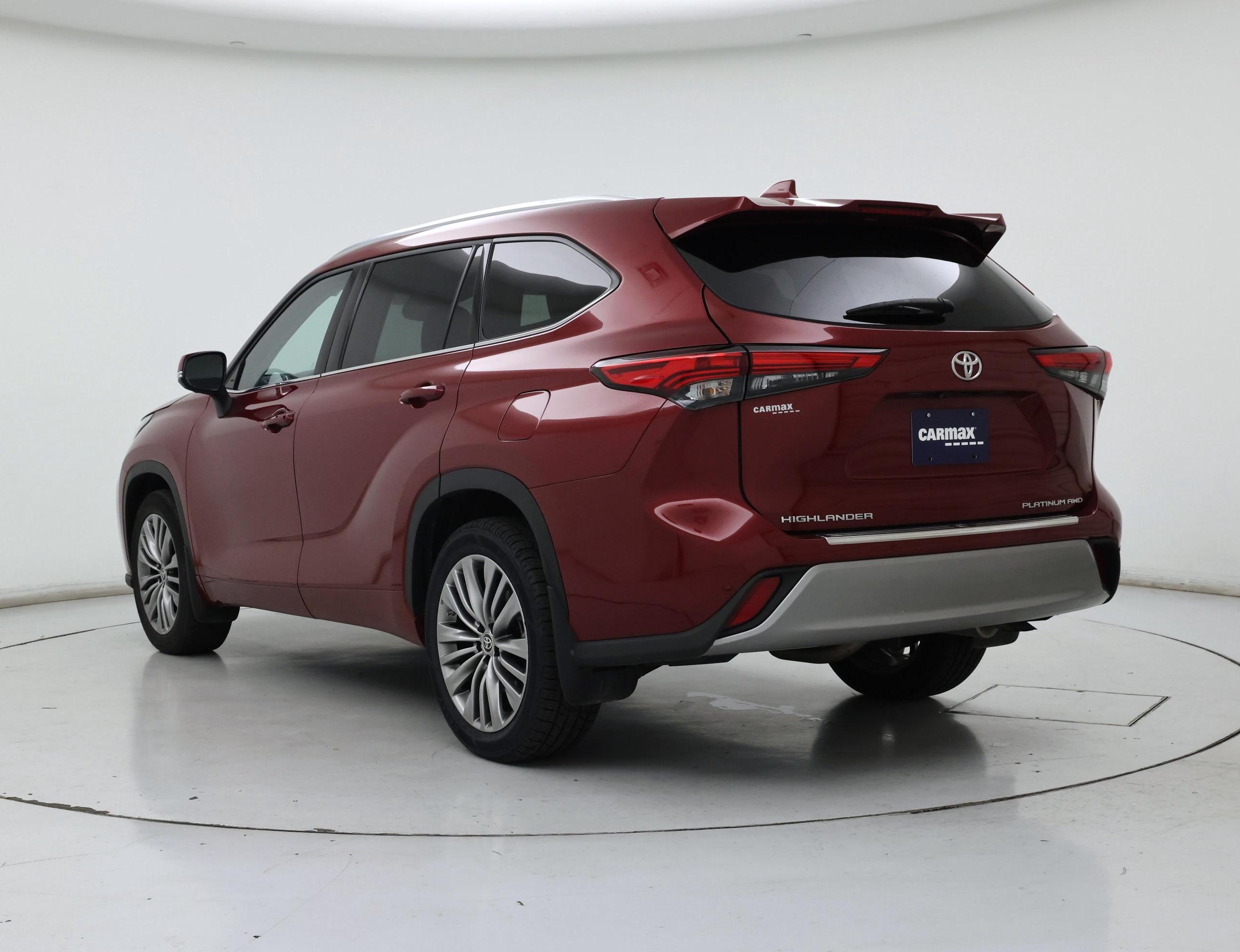 Thumbnail: 2020 Toyota Highlander - 2