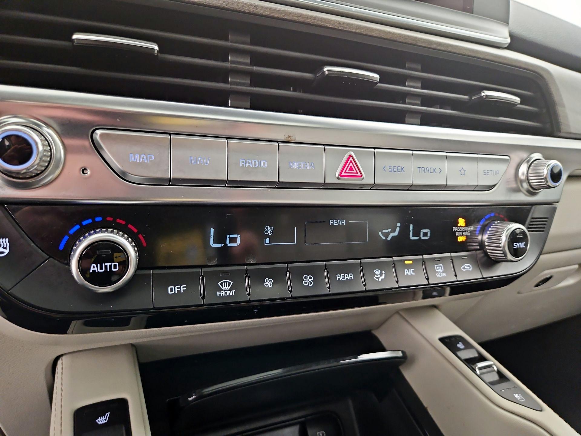 Thumbnail: 2021 Kia Telluride - 17