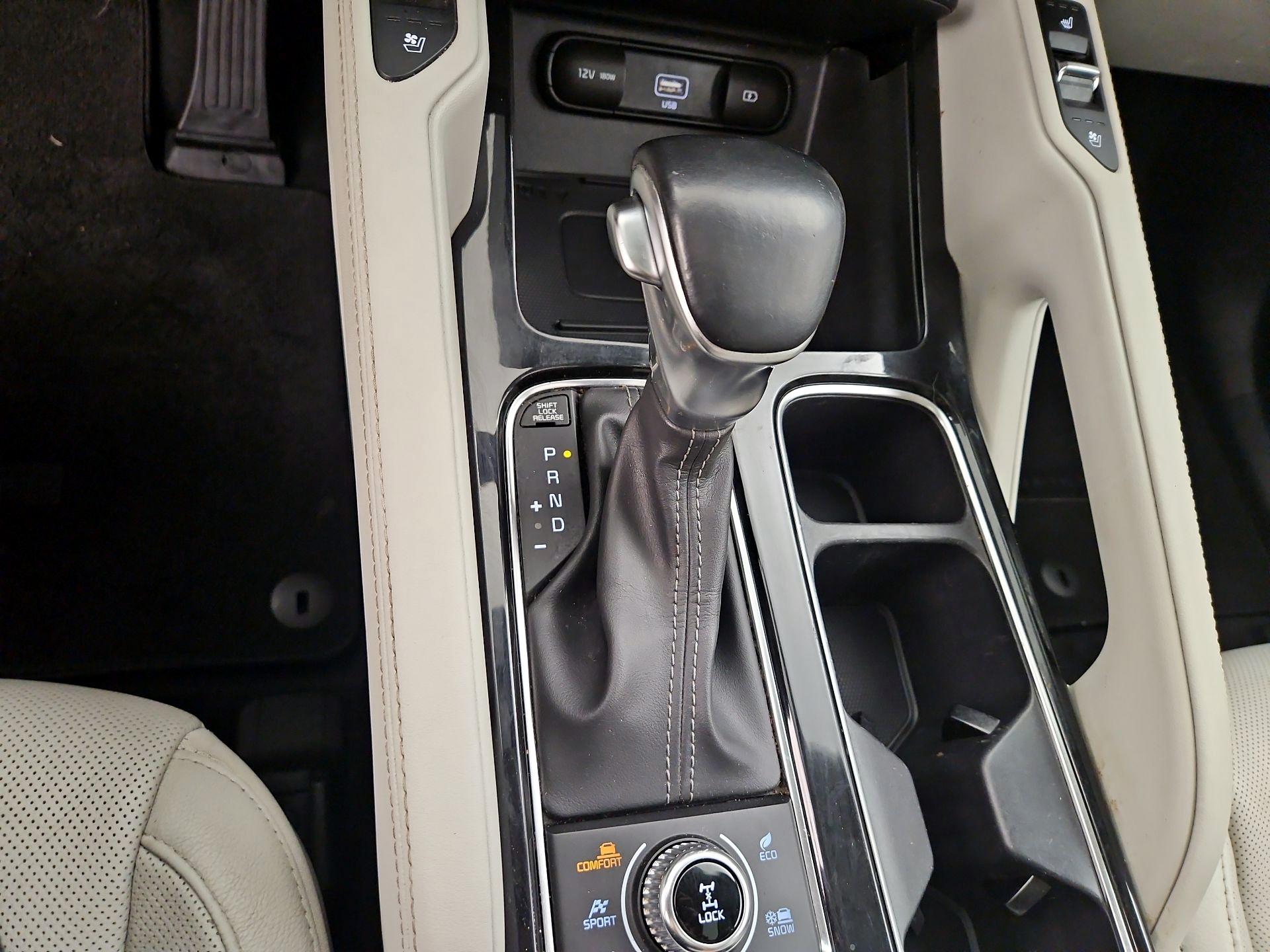 Thumbnail: 2021 Kia Telluride - 18
