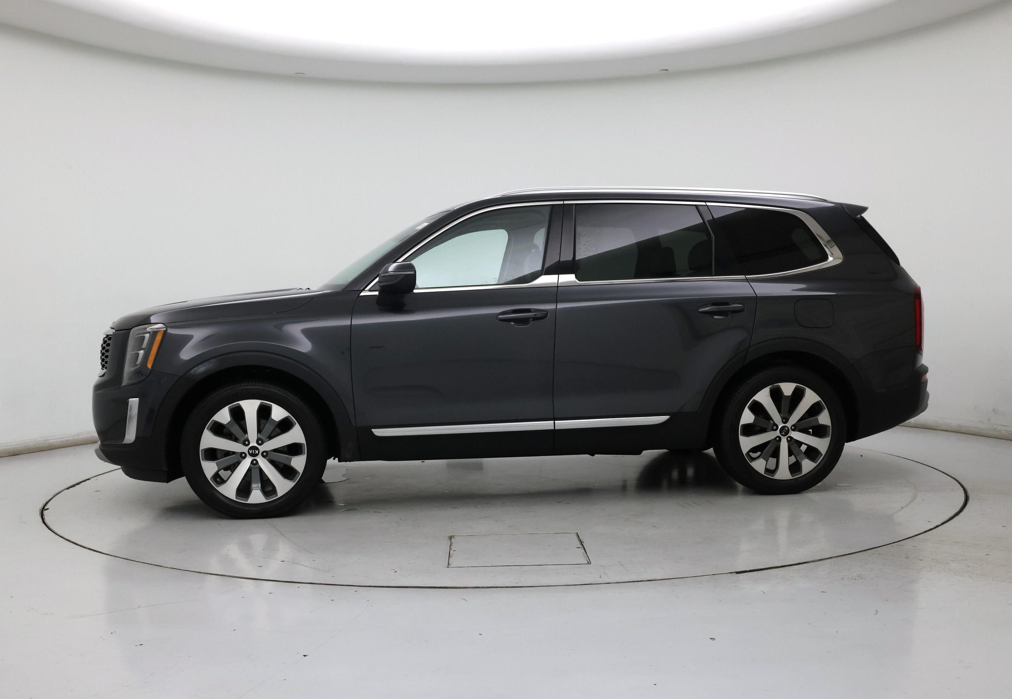 Thumbnail: 2021 Kia Telluride - 3
