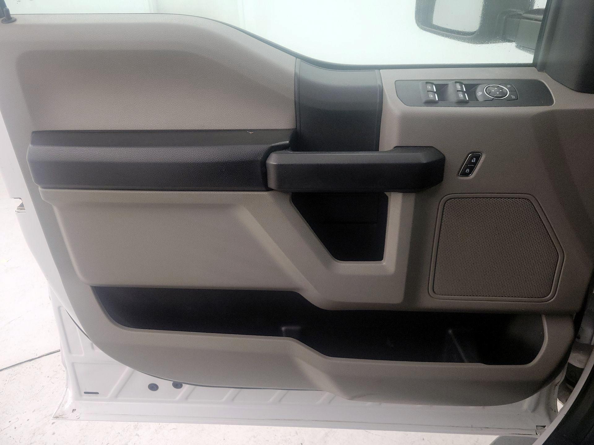 Thumbnail: 2020 Ford F-350 - 12