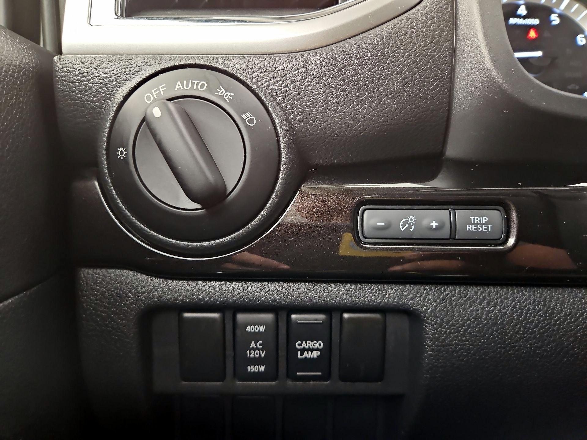 Thumbnail: 2018 Nissan Titan - 13