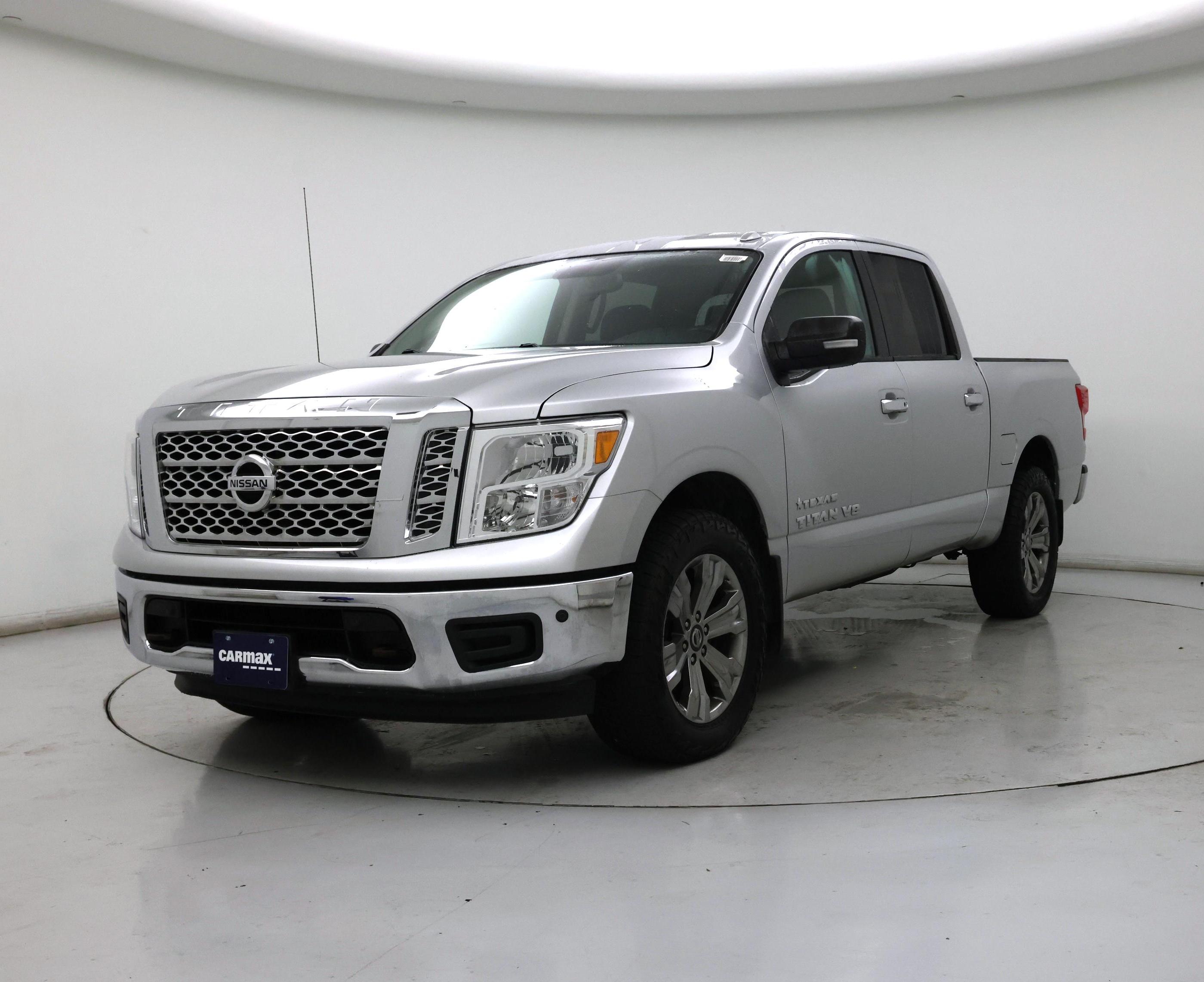 Thumbnail: 2018 Nissan Titan - 4
