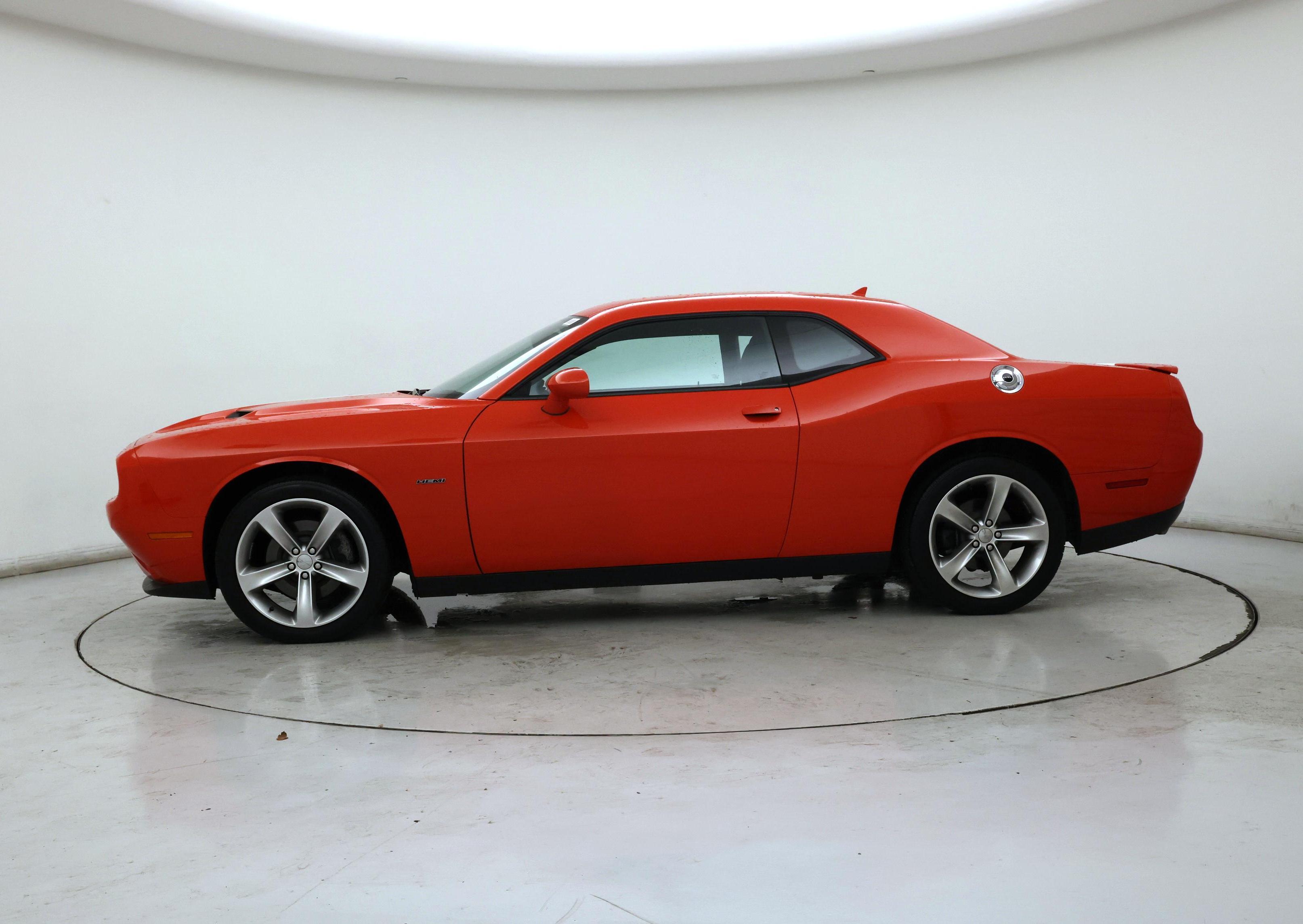 Thumbnail: 2016 Dodge Challenger - 3