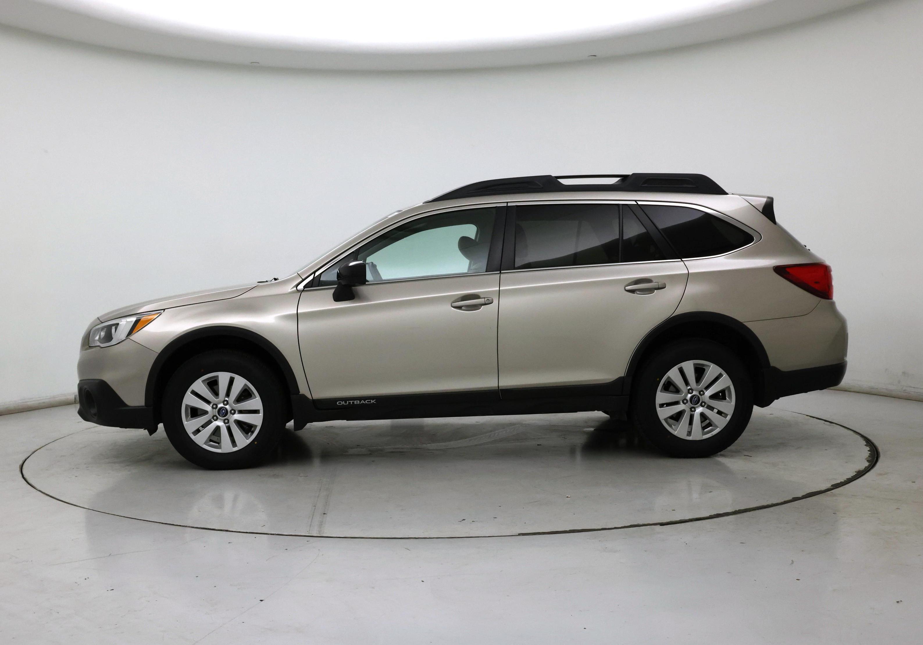 Thumbnail: 2015 Subaru Outback - 3