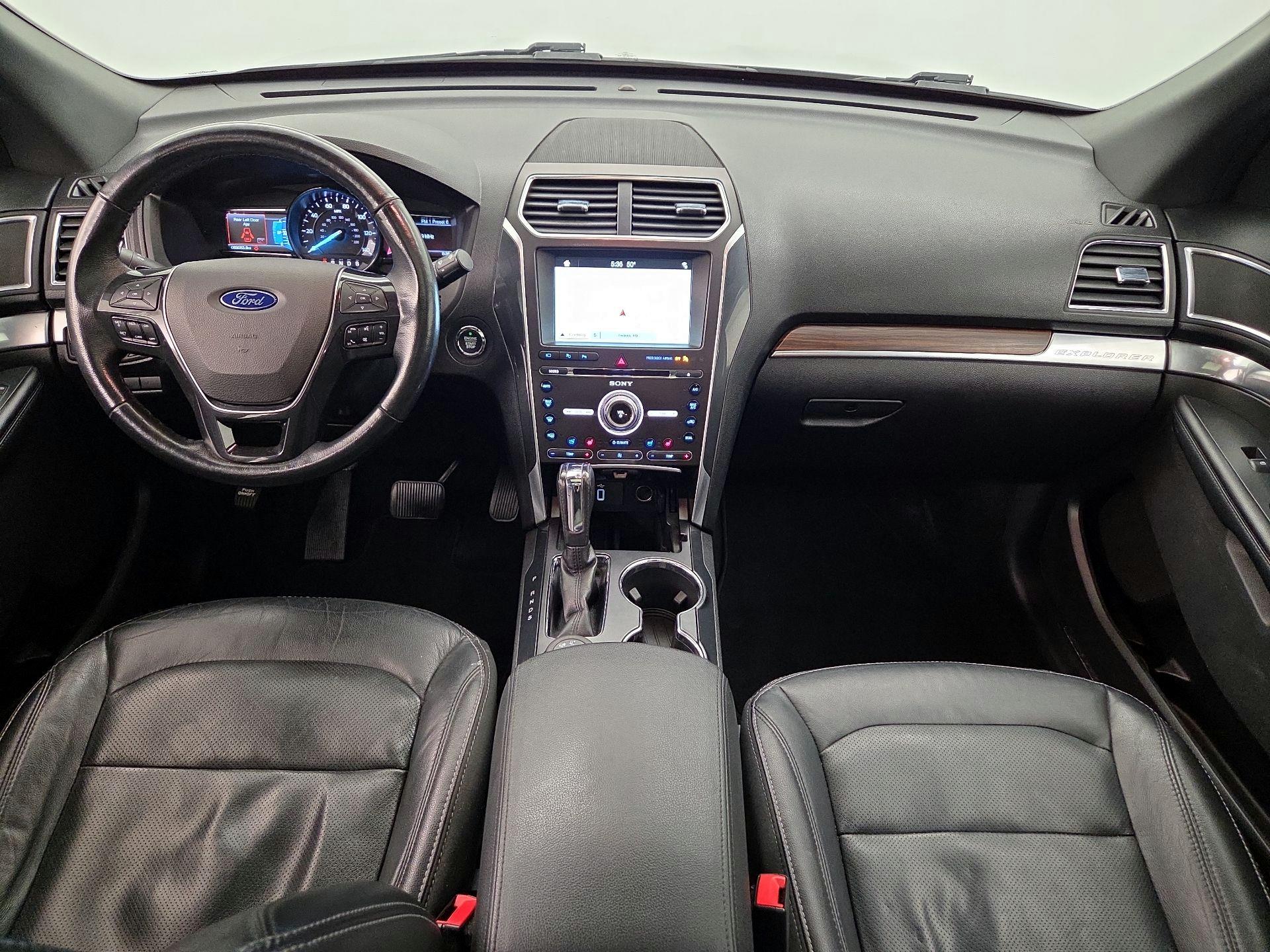 Thumbnail: 2017 Ford Explorer - 9