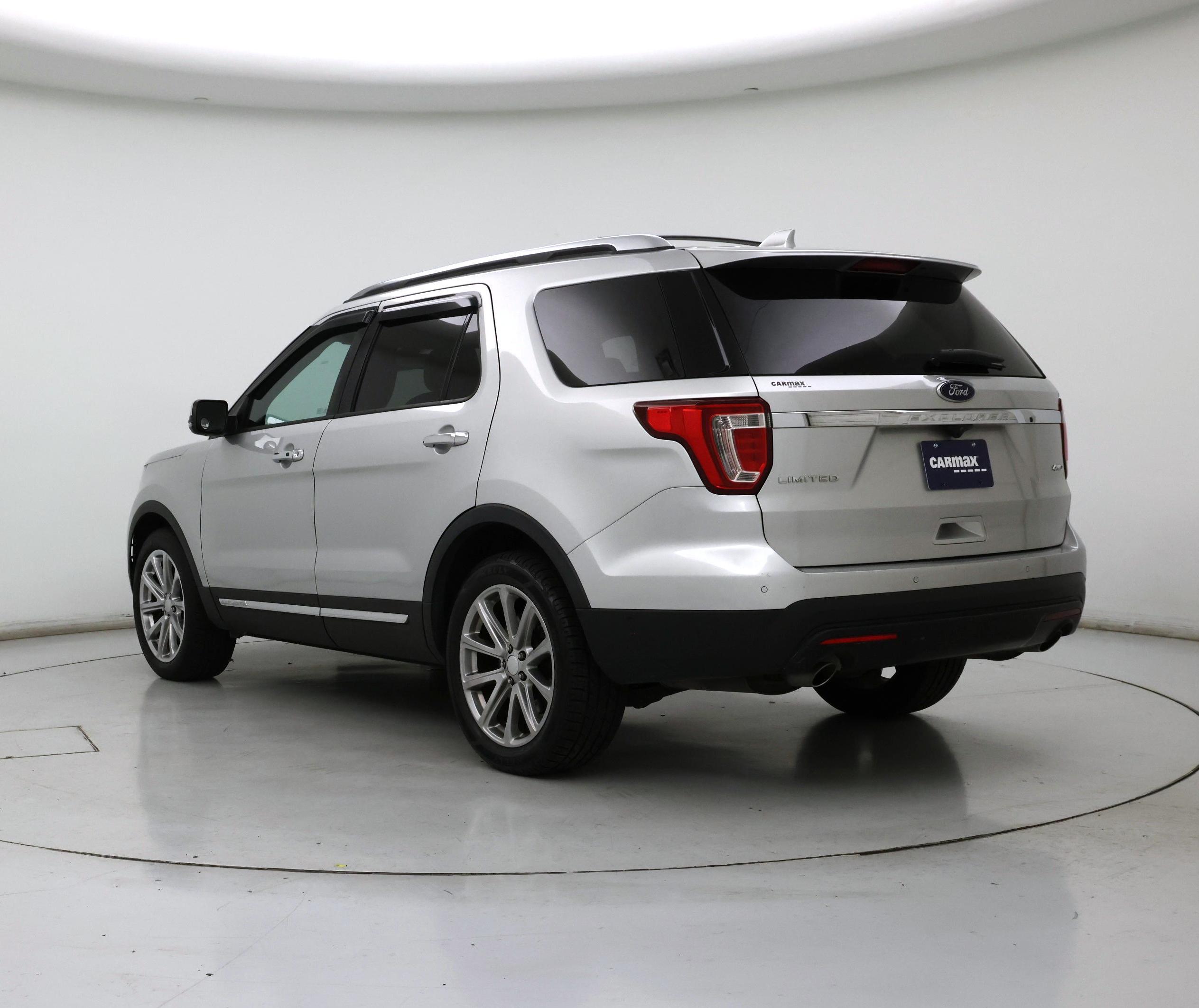 Thumbnail: 2017 Ford Explorer - 2