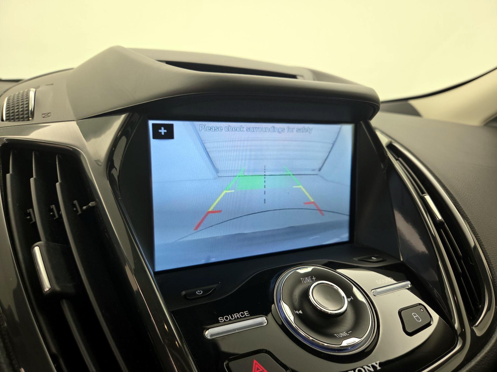 Thumbnail: 2016 Ford Escape - 15