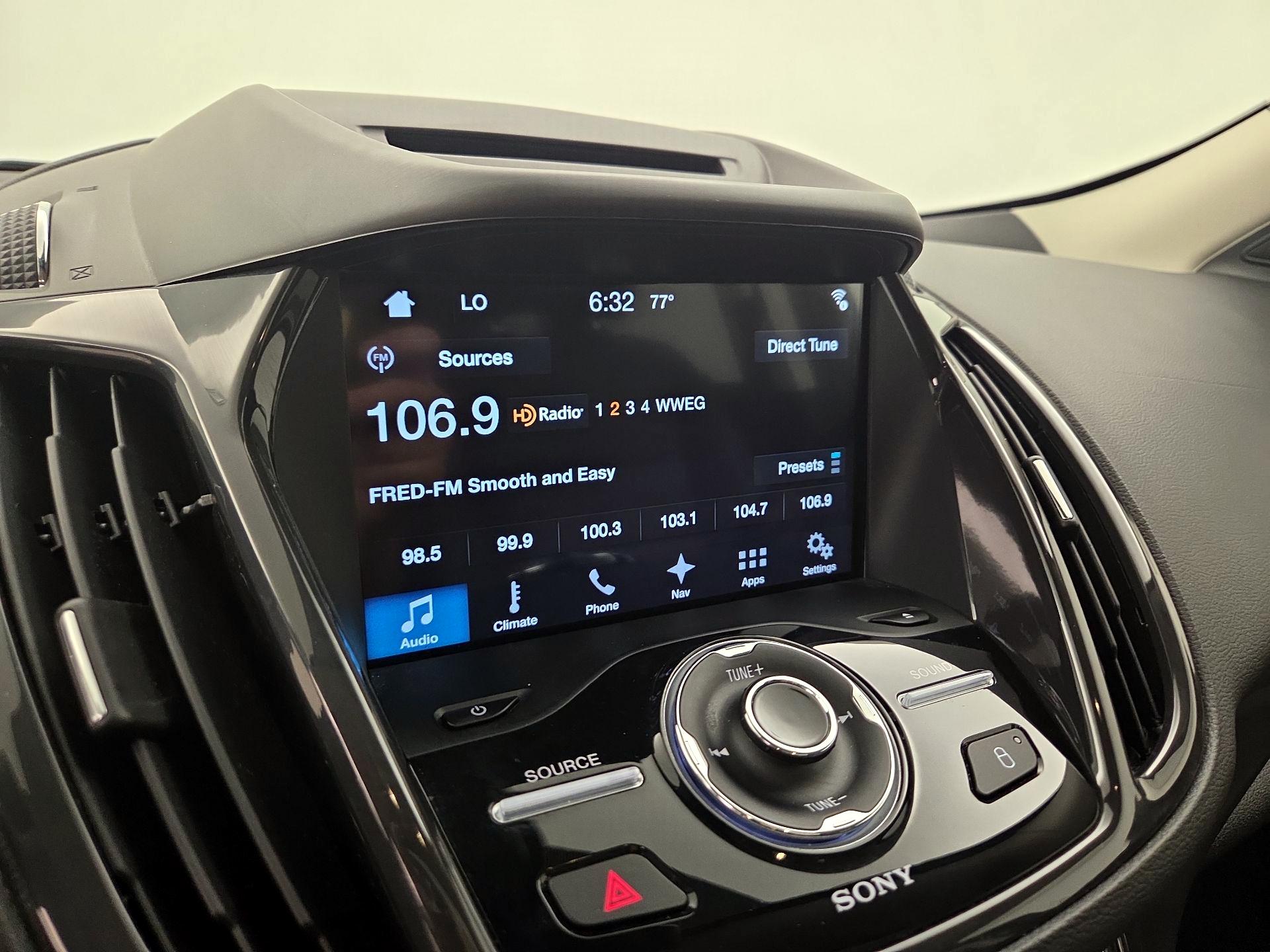 Thumbnail: 2016 Ford Escape - 16