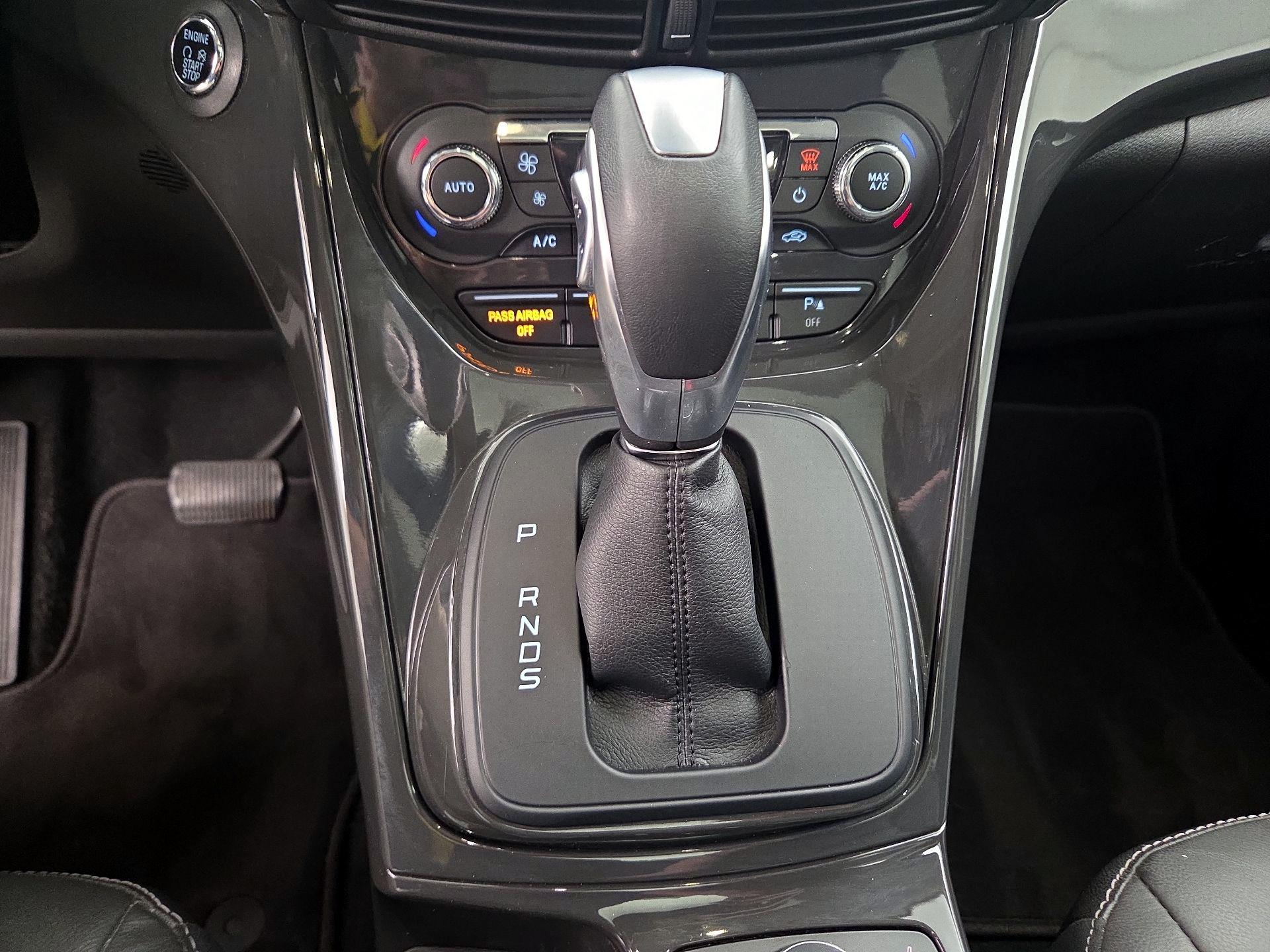 Thumbnail: 2016 Ford Escape - 18