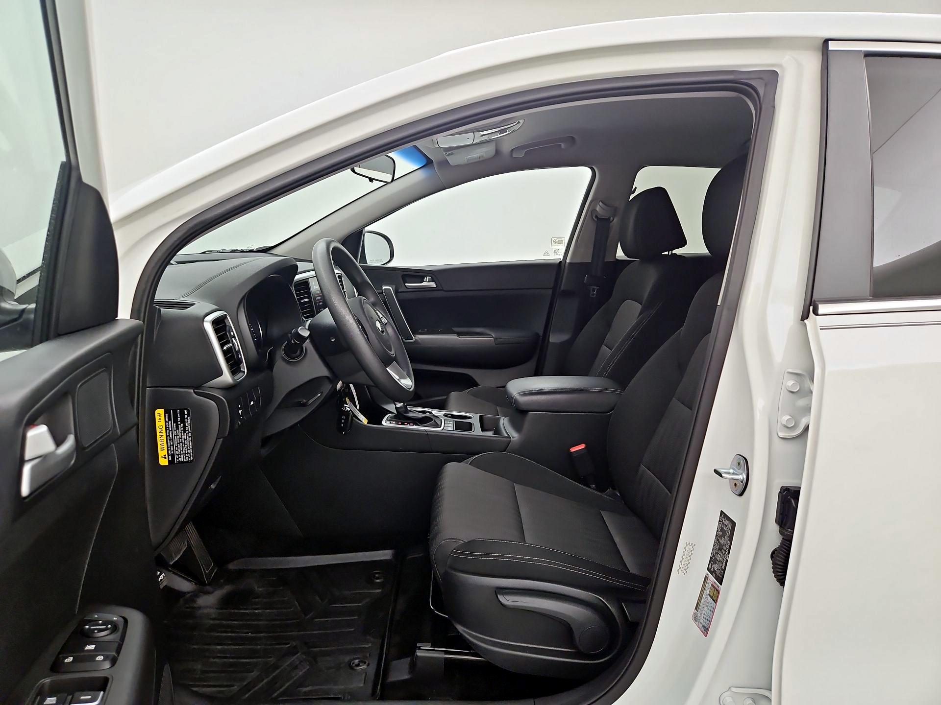 Thumbnail: 2020 Kia Sportage - 11