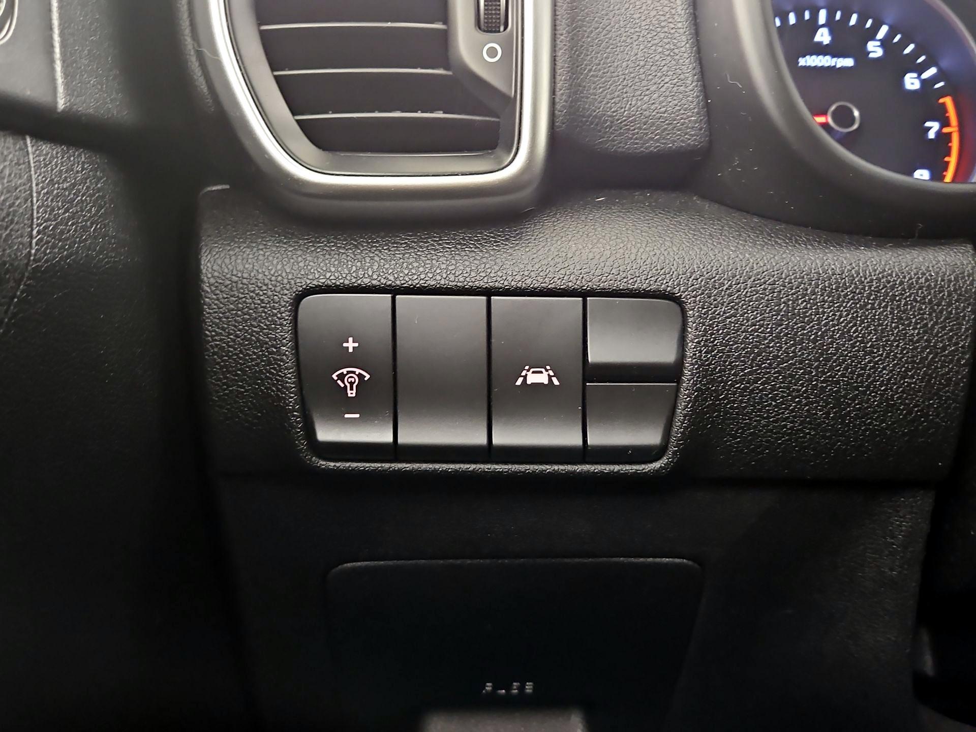 Thumbnail: 2020 Kia Sportage - 13