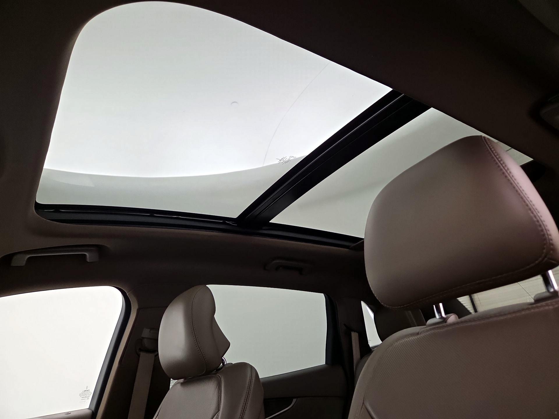 Thumbnail: 2017 Lincoln MKX - 20