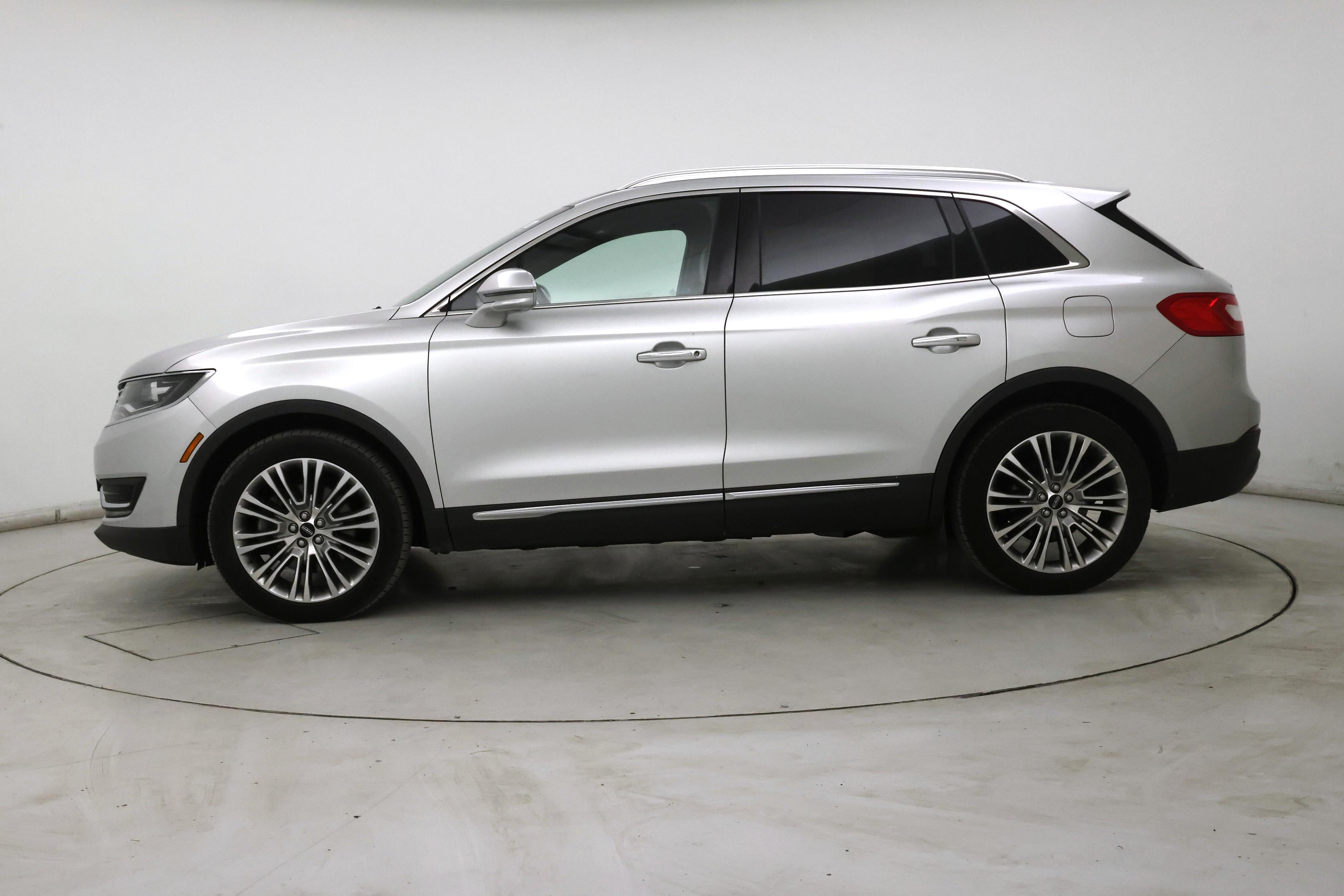 Thumbnail: 2017 Lincoln MKX - 3