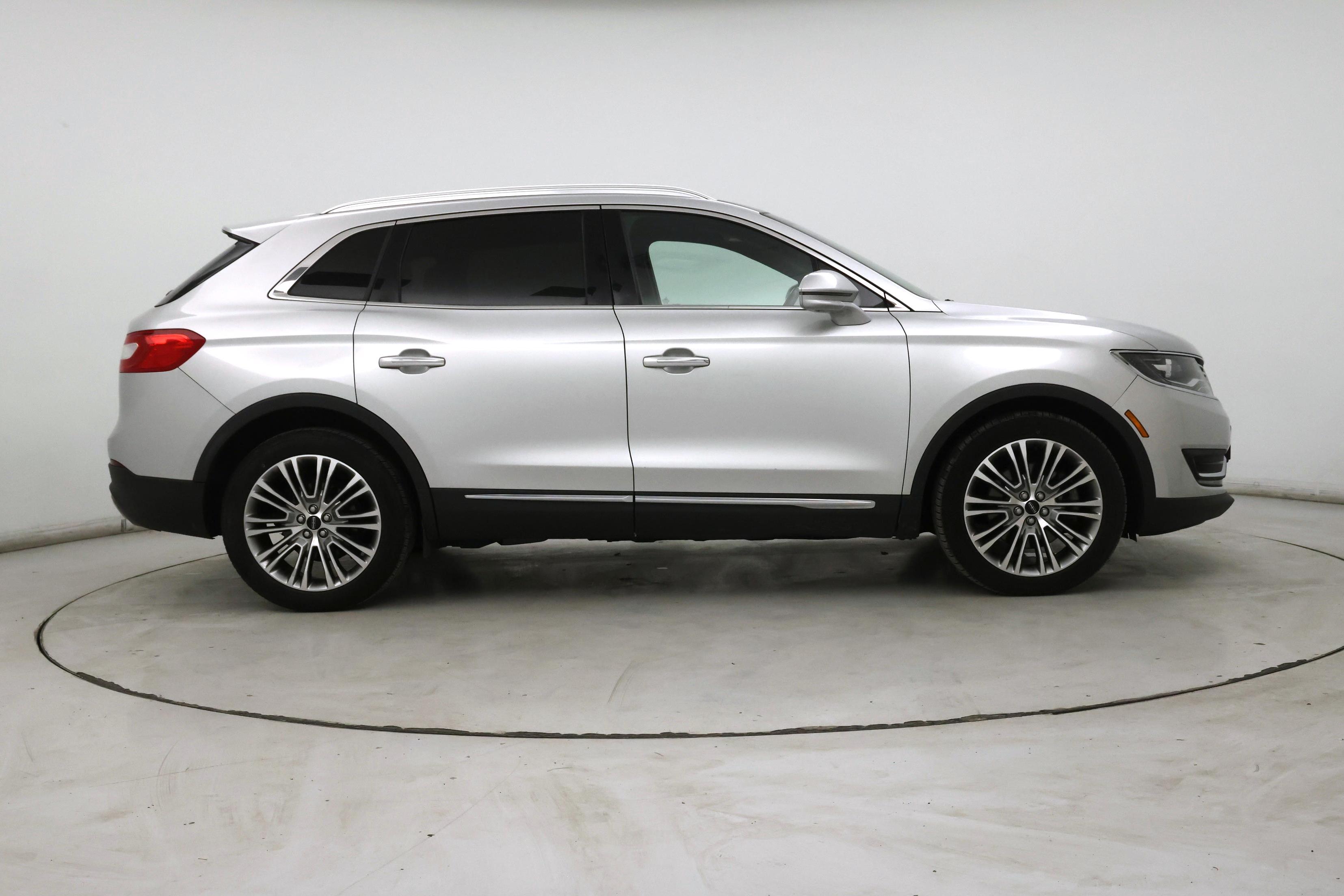Thumbnail: 2017 Lincoln MKX - 7
