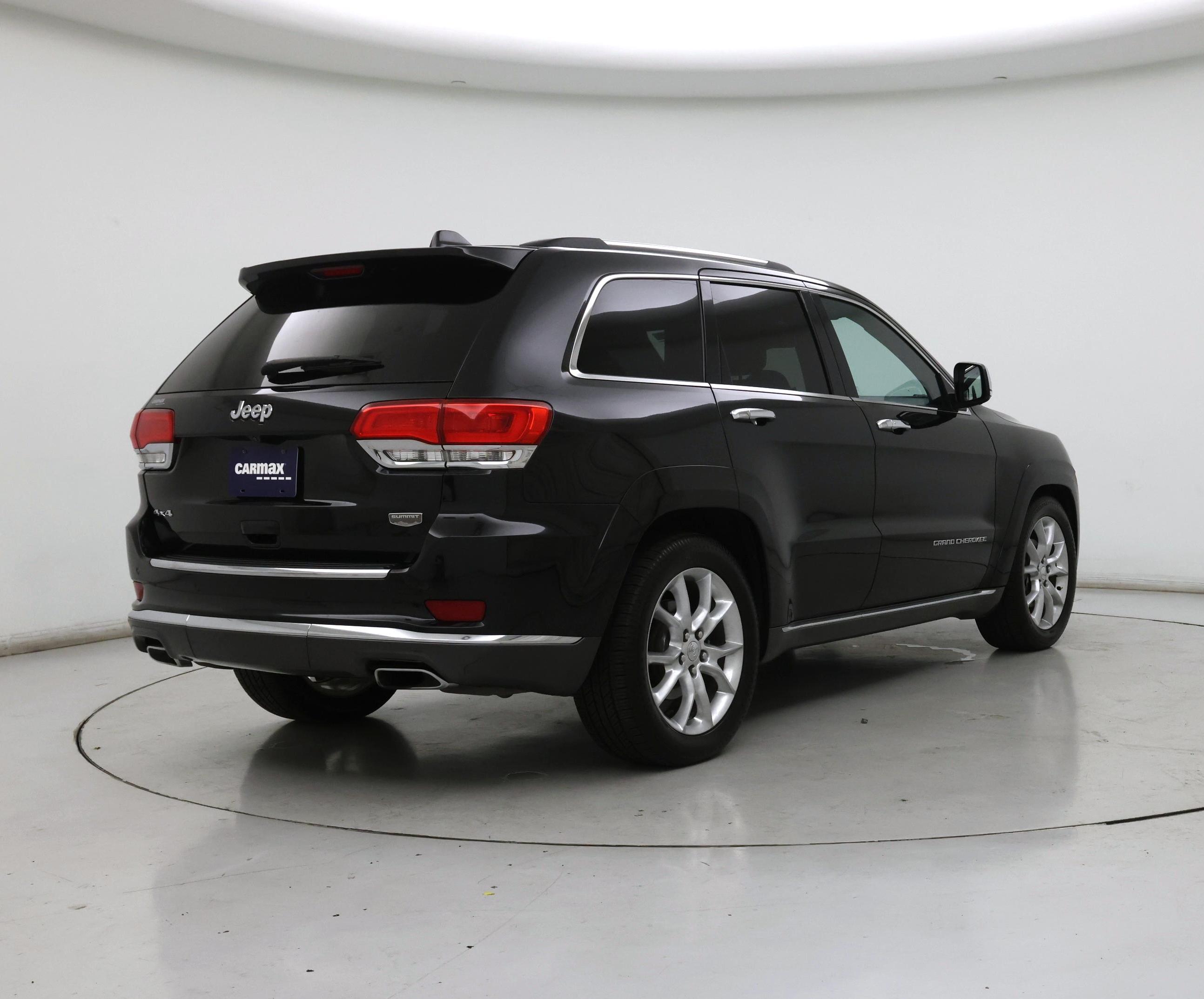 Thumbnail: 2015 Jeep Grand Cherokee - 8