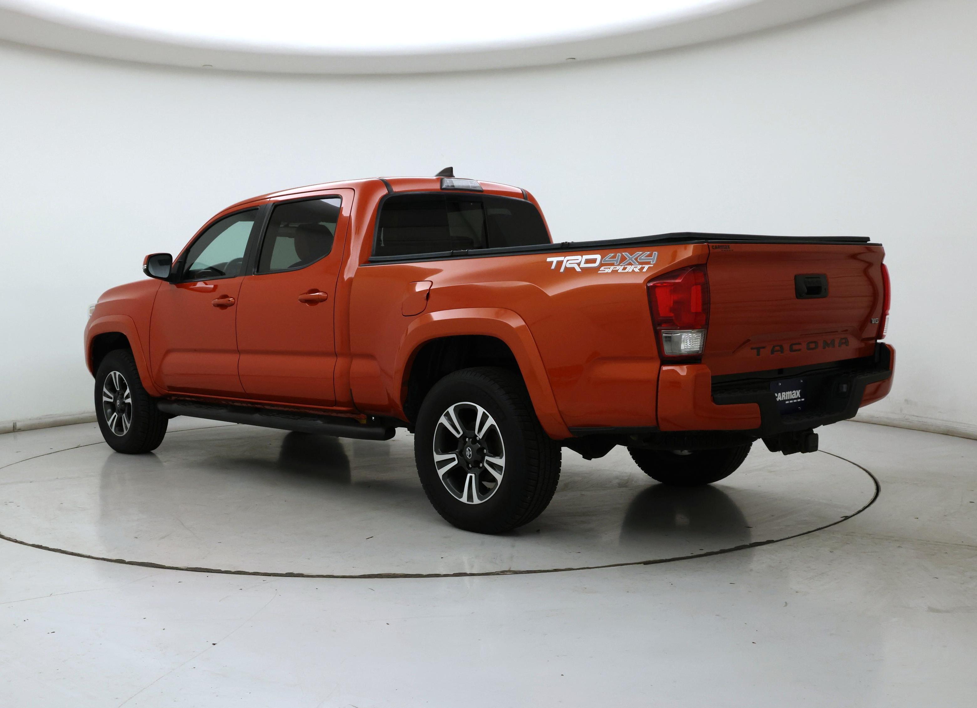 Thumbnail: 2017 Toyota Tacoma - 2