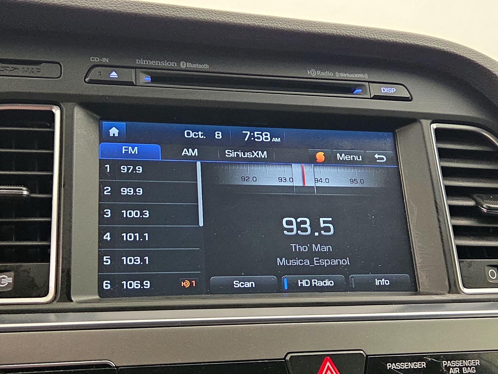 Thumbnail: 2015 Hyundai Sonata - 16